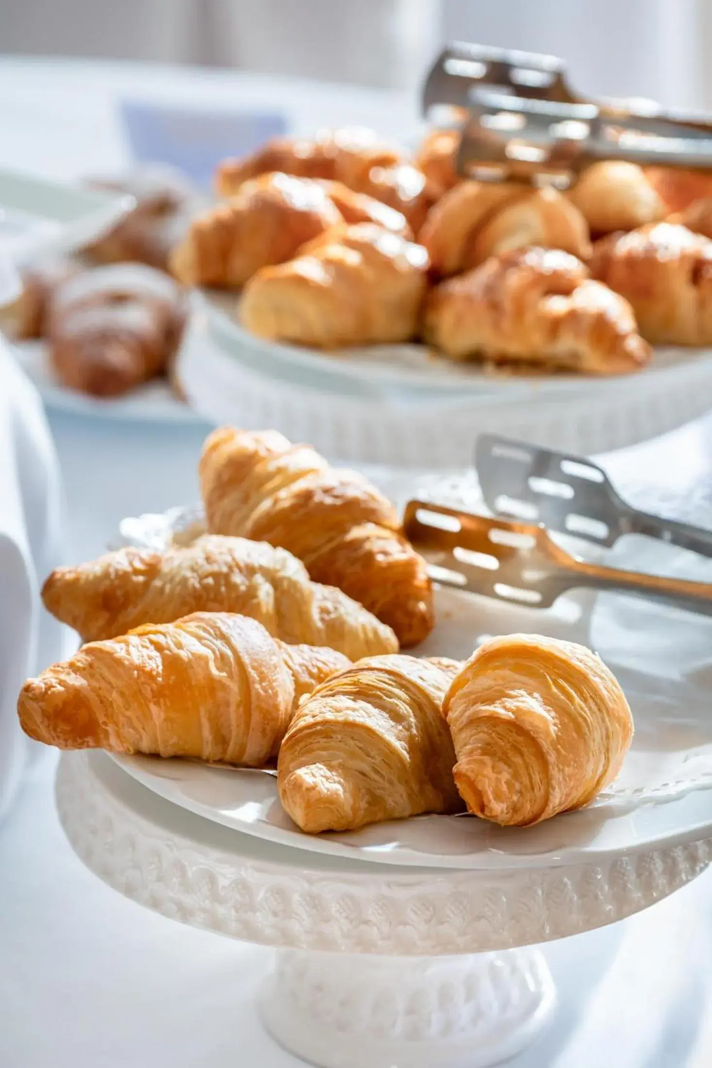 Restaurant/places to eat in Excelsior Palace Hotel Restaurant/places to eat in Excelsior Palace Hotel