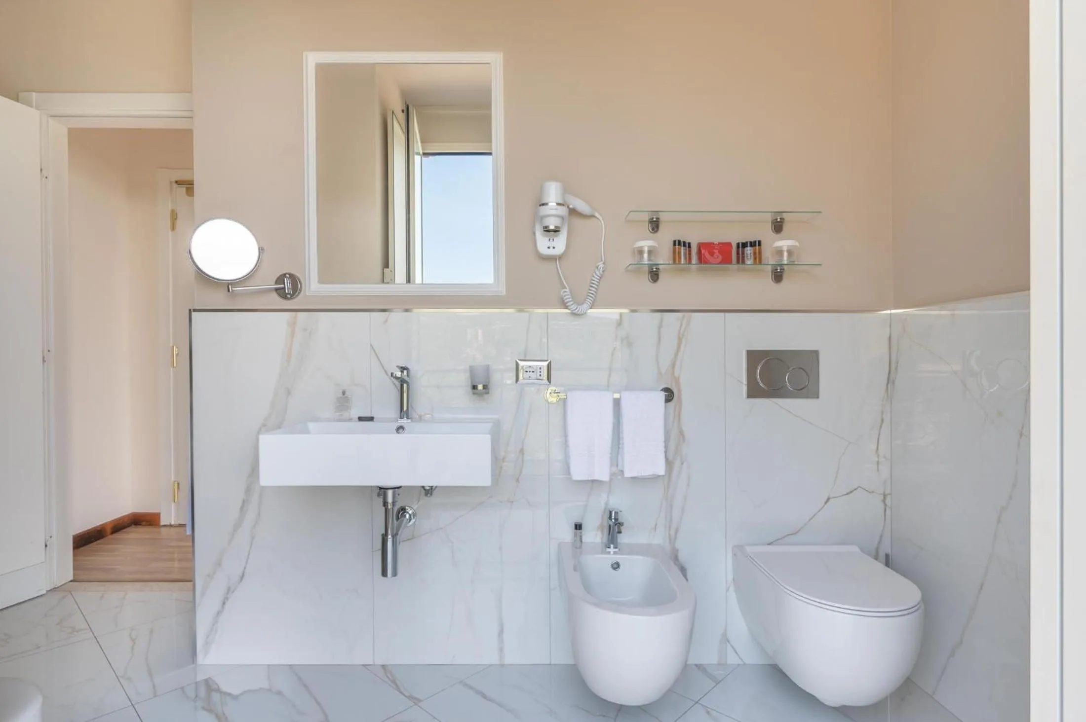 Bathroom in Excelsior Palace Hotel