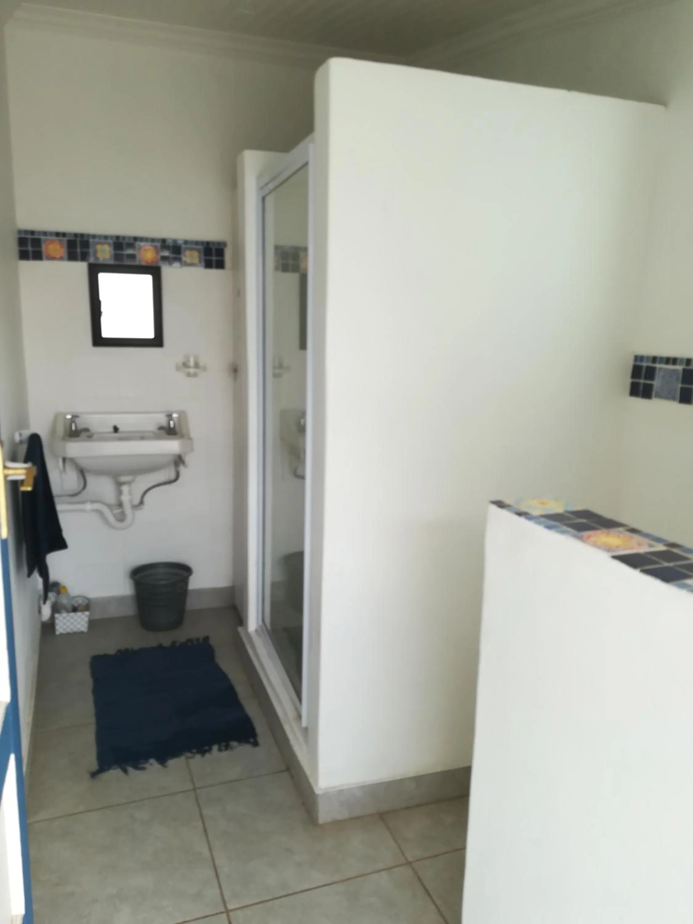 Shower in Mr Pell's House Self-Catering Accommodation