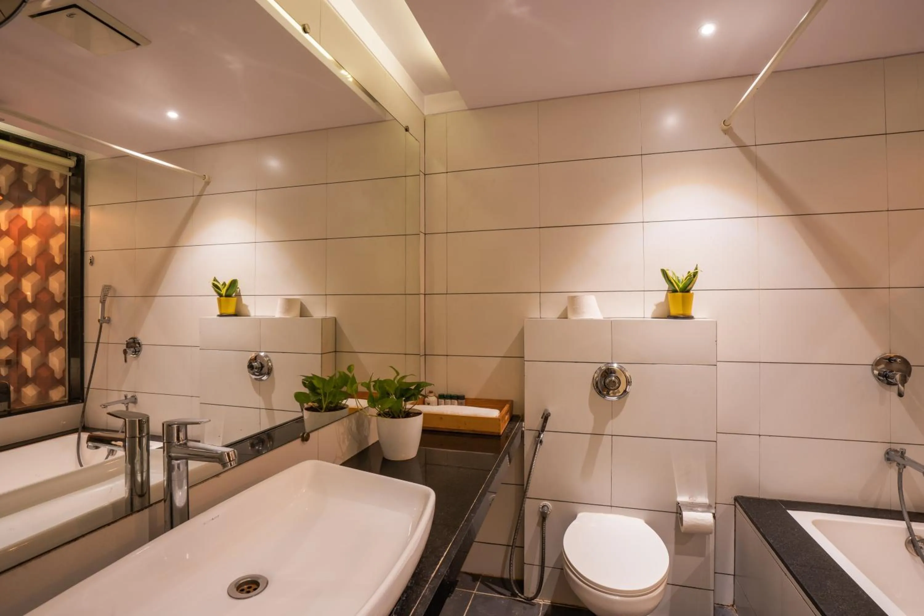 Shower in Zostel Mumbai