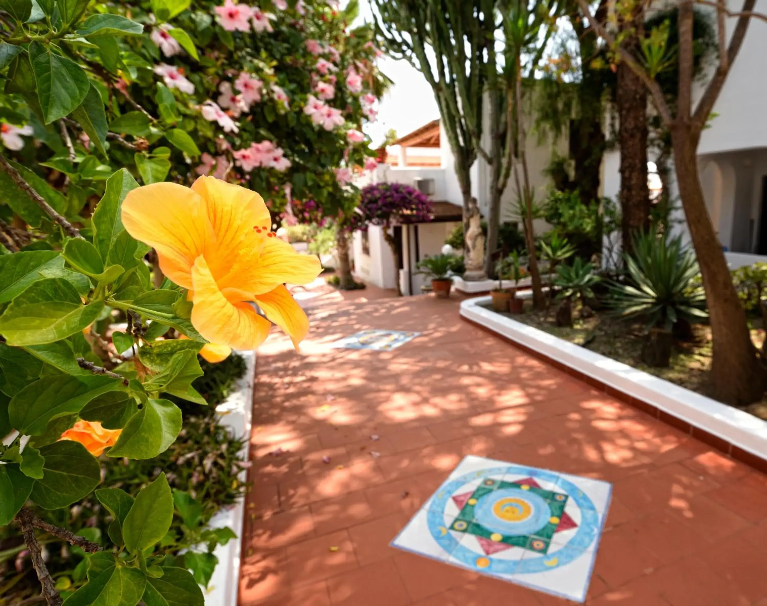 Facade/entrance in Gattopardo Park Hotel Facade/entrance in Gattopardo Park Hotel