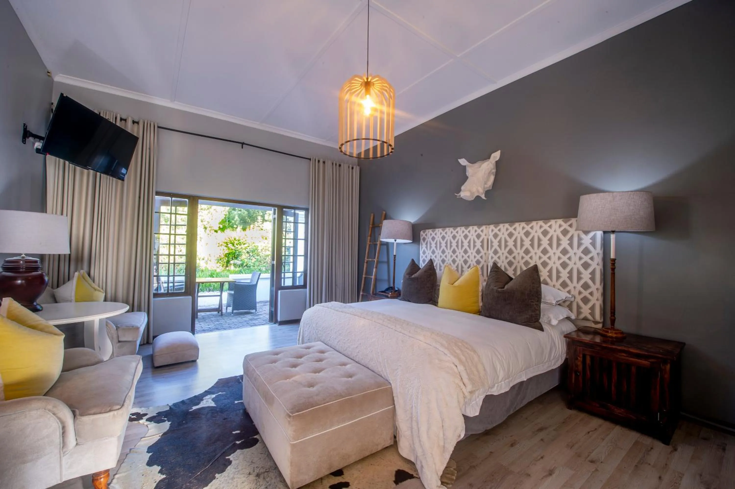 Bed in Lairds Lodge Country Estate