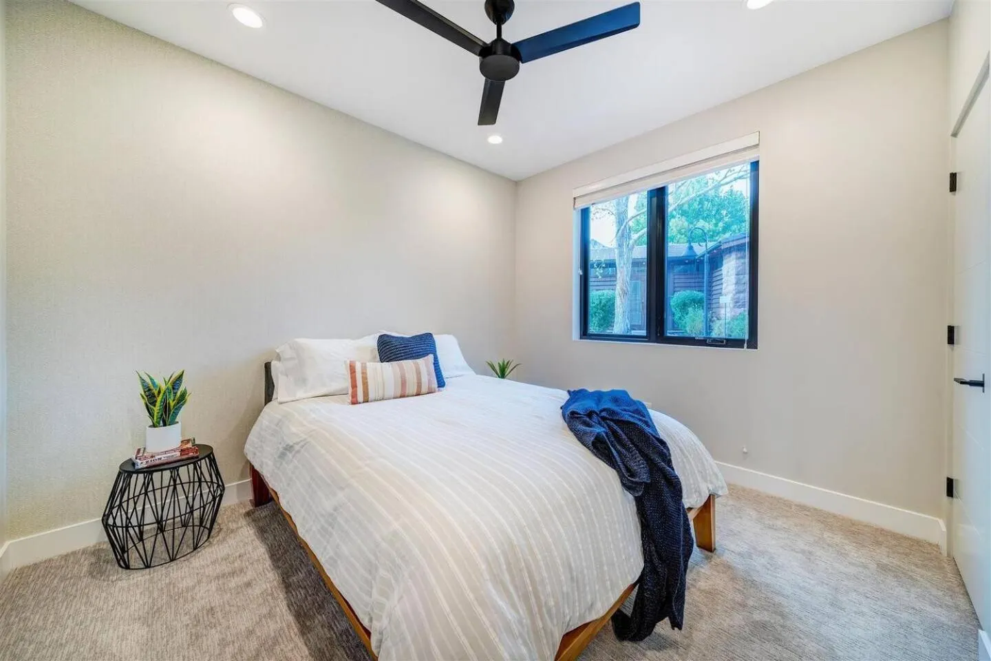 Bed in LaFave Luxury Rentals at Zion