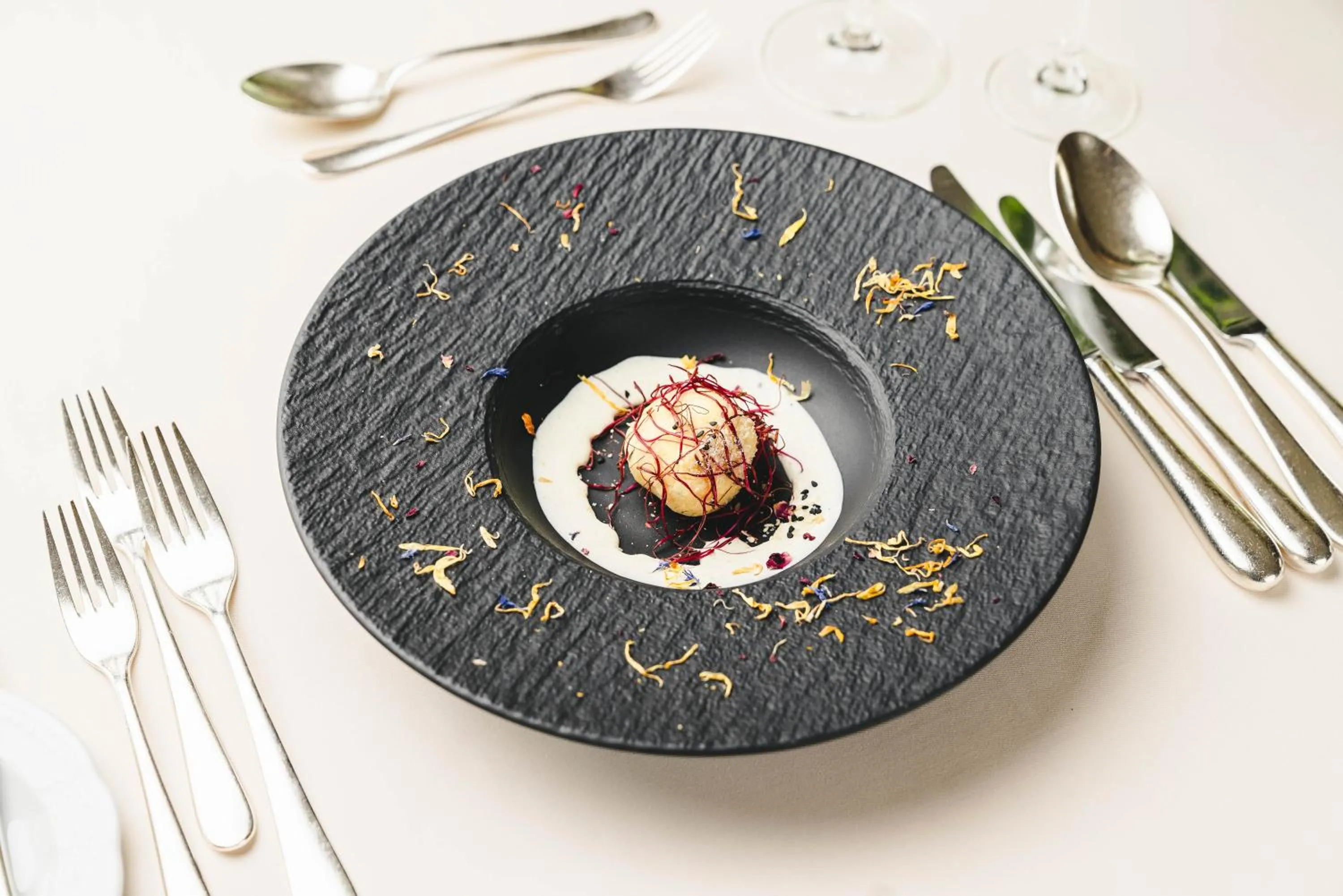 Food in Traumhotel Alpina Superior