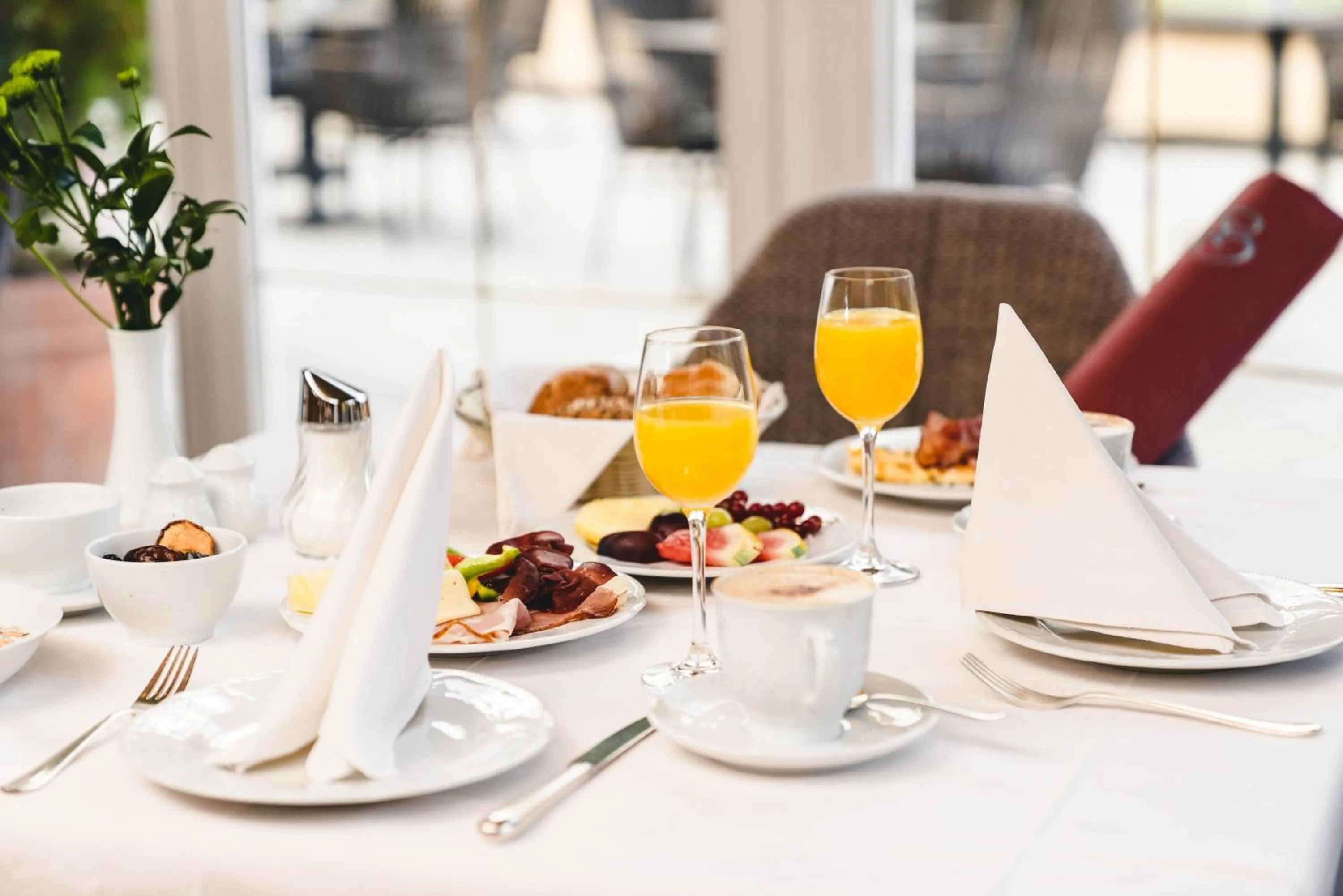 Continental breakfast in Traumhotel Alpina Superior