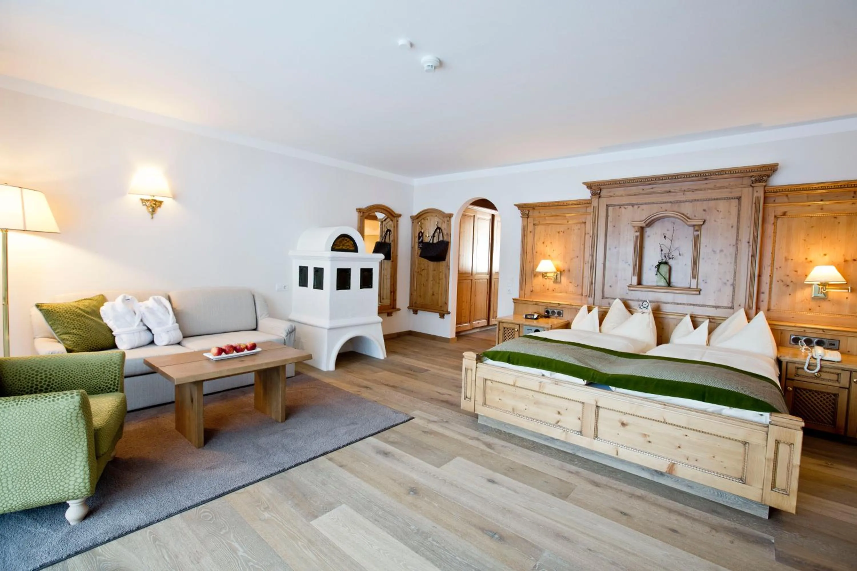Photo of the whole room in Traumhotel Alpina Superior