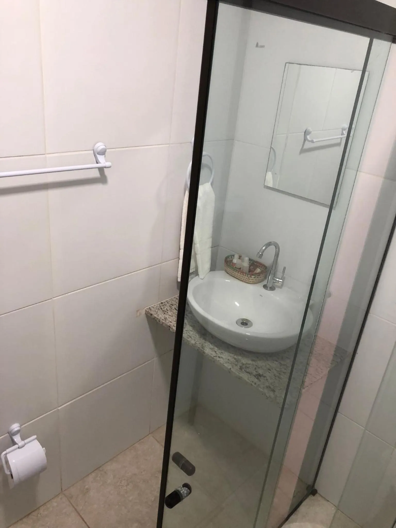 Bathroom in Pousada Maraoka