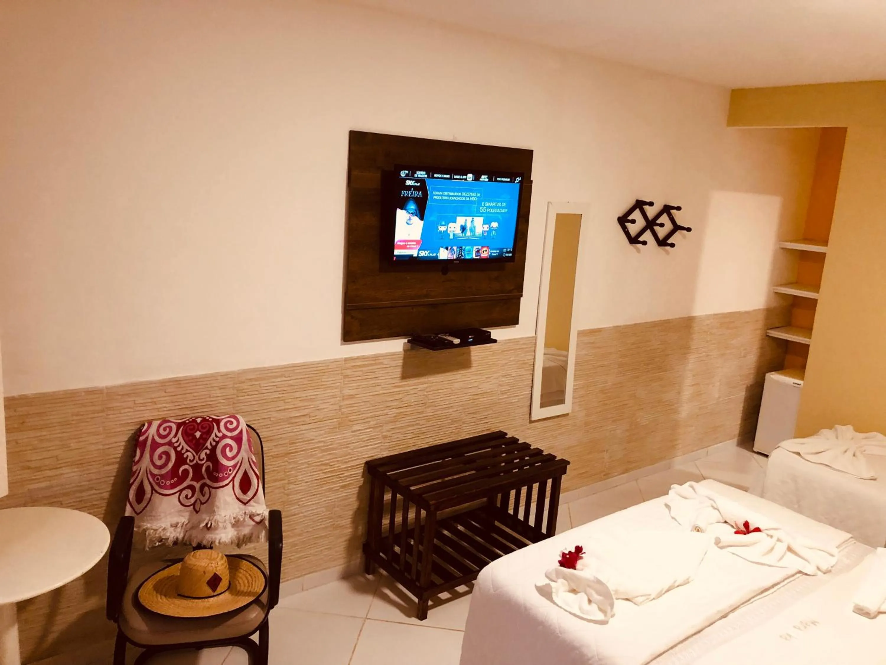 Bedroom, Bed in Pousada Maraoka