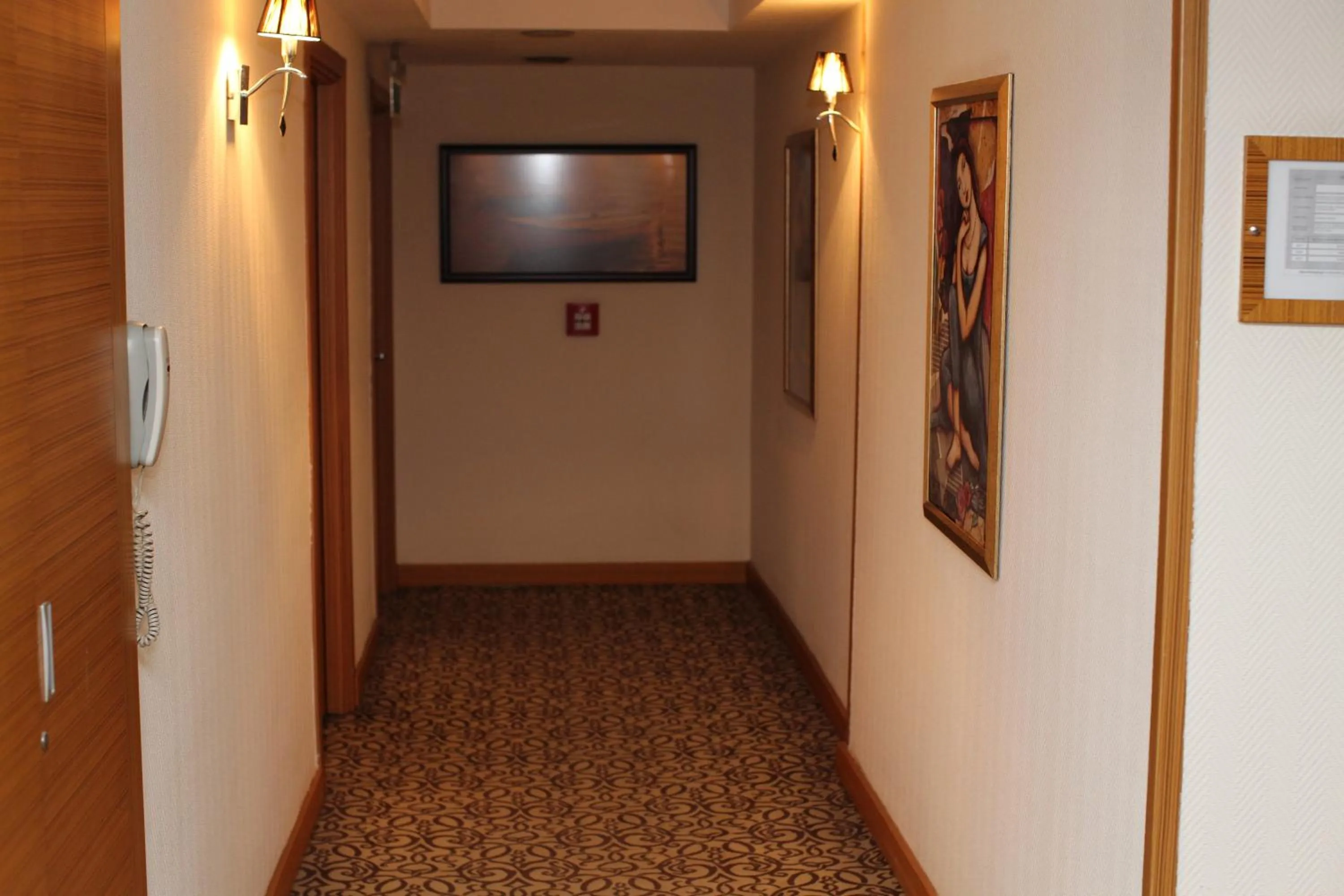 Floor plan in Emir Royal Hotel