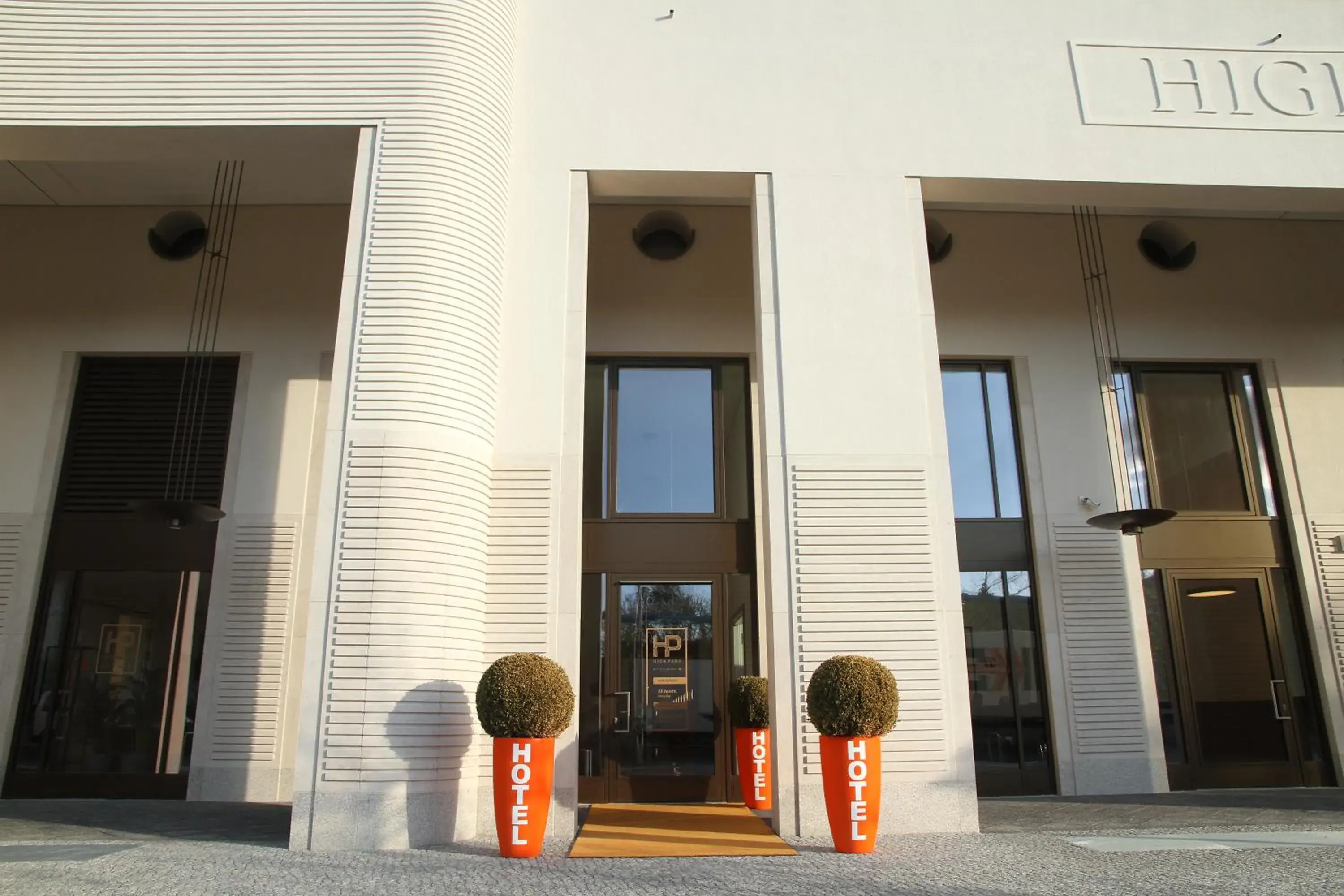 Facade/entrance in HighPark Berlin am Potsdamer Platz Facade/entrance in HighPark Berlin am Potsdamer Platz