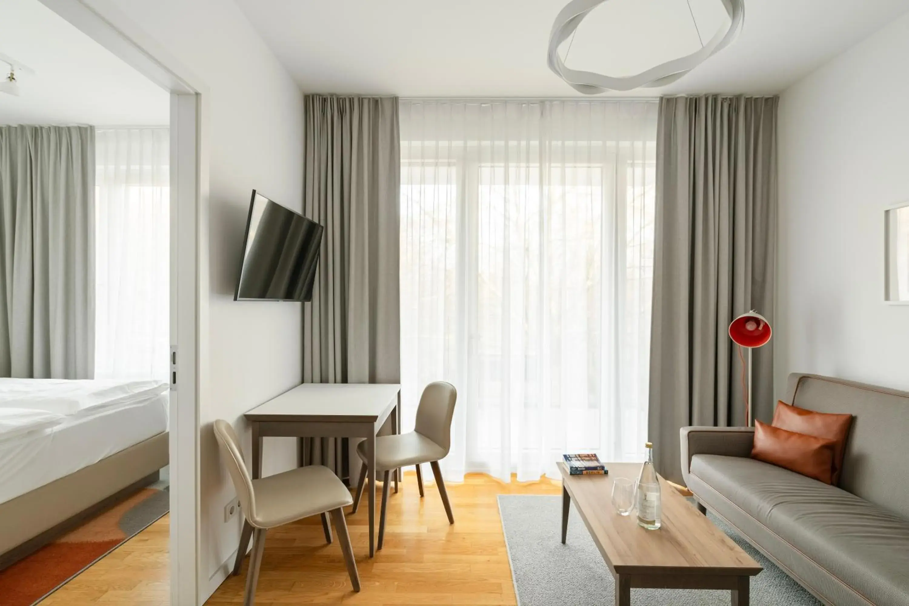 TV and multimedia, Bed in HighPark Berlin am Potsdamer Platz TV and multimedia, Bed in HighPark Berlin am Potsdamer Platz