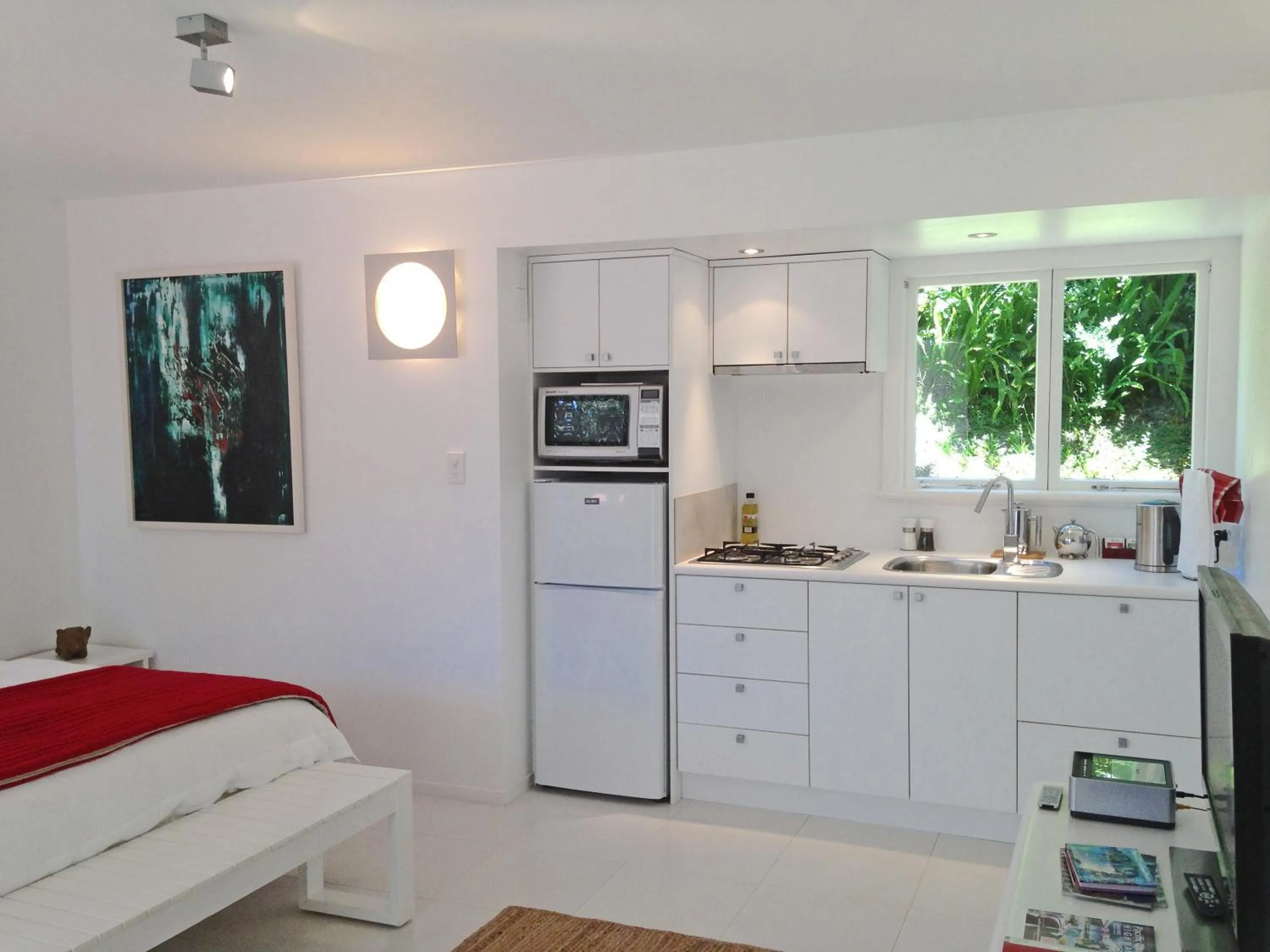 Studio with Garden View - single occupancy in Ohiwa Seascape Studios