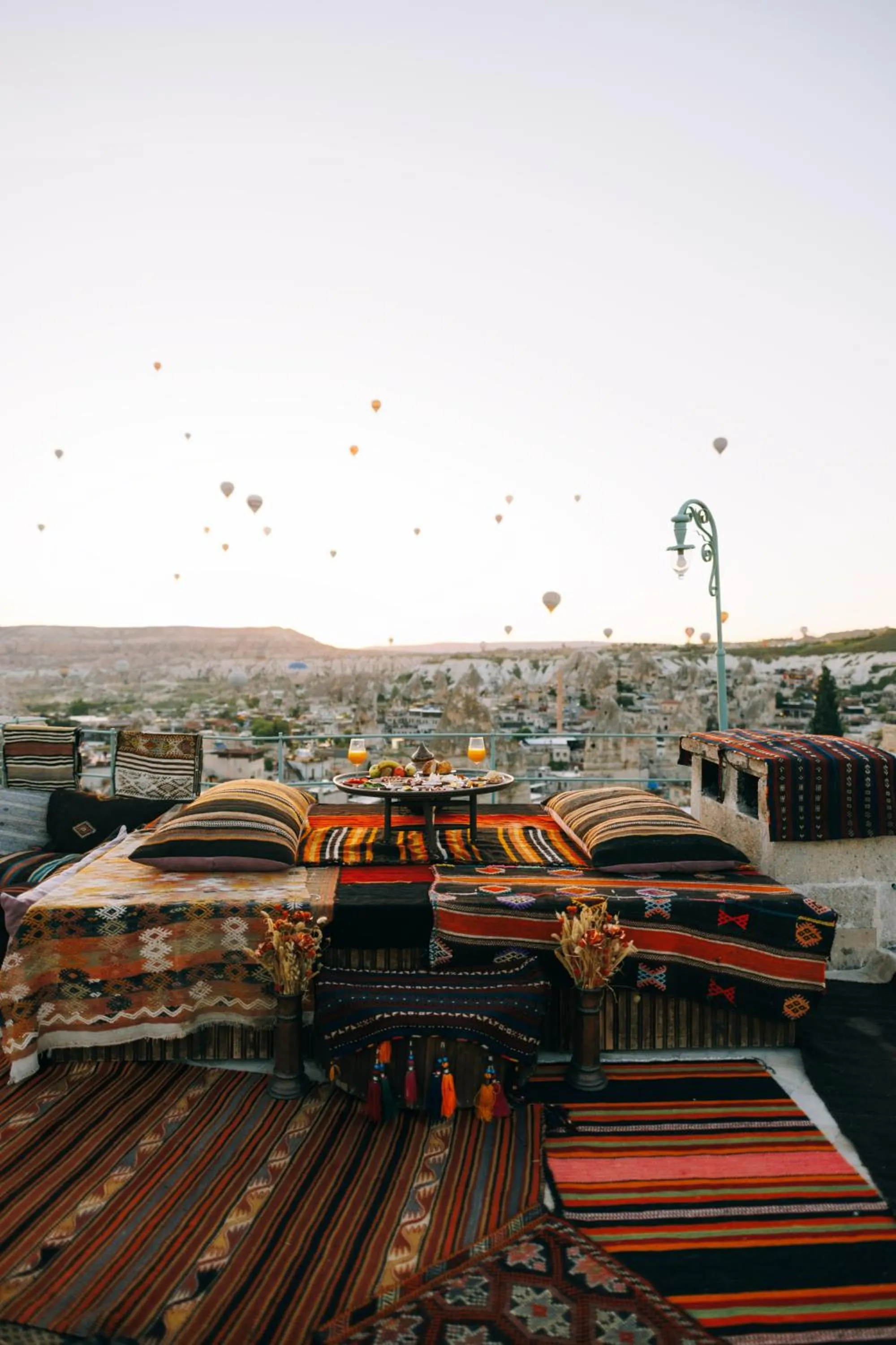 Natural landscape in Sultan Cave Suites