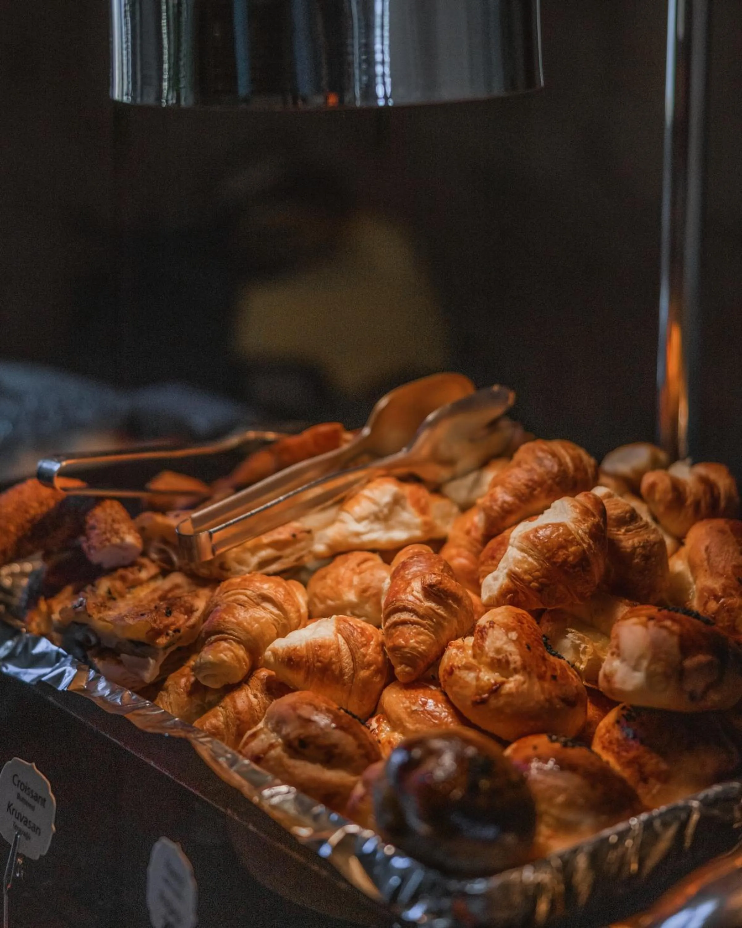 Breakfast in Sultan Cave Suites