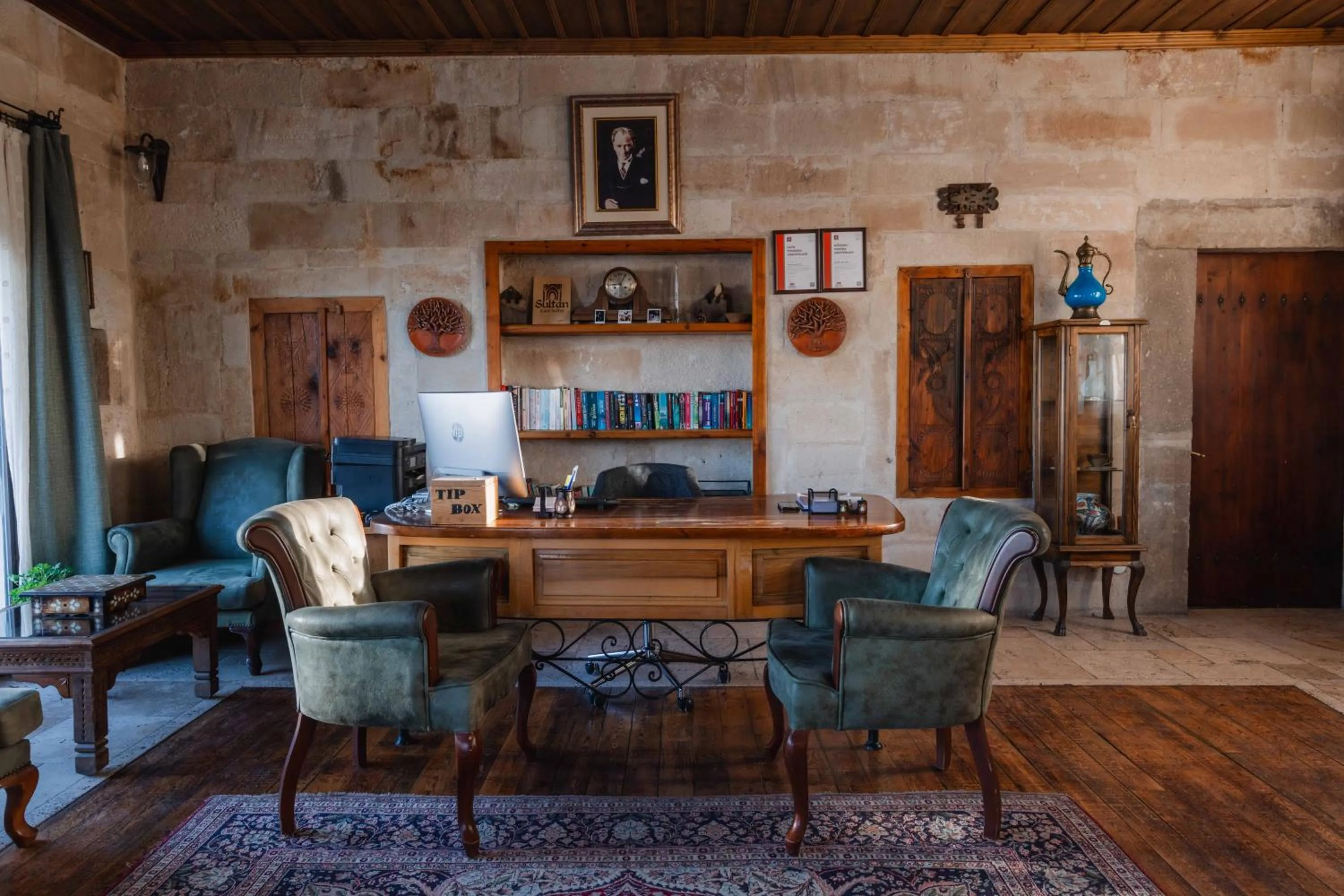 Lobby or reception in Sultan Cave Suites