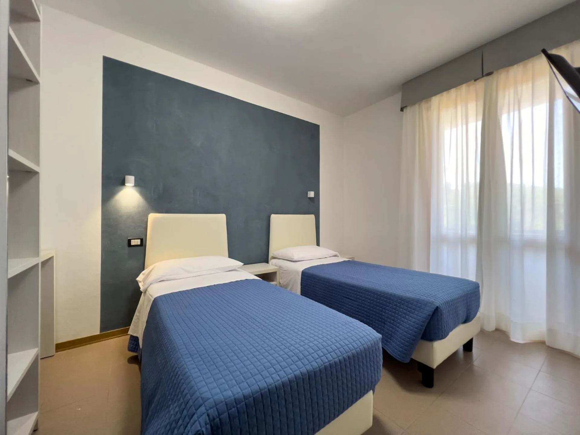 Bedroom, Bed in Hotel Brigantino