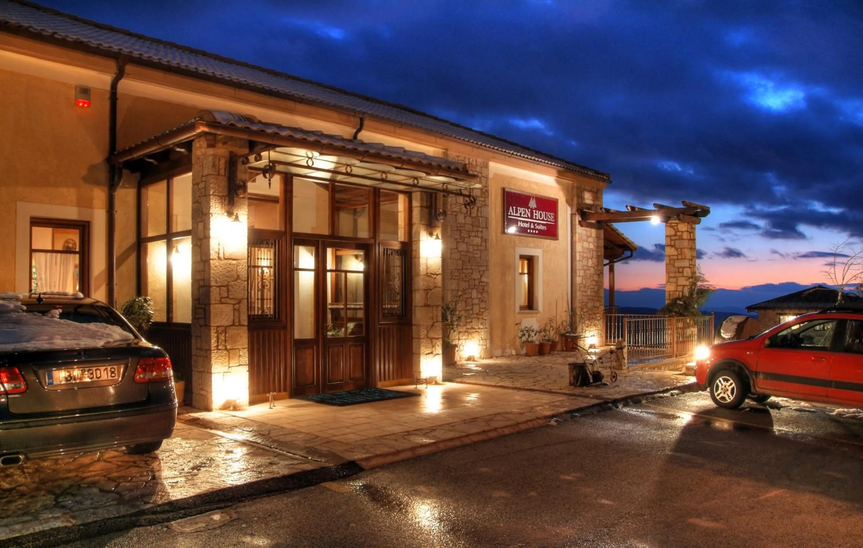 Facade/entrance in Alpen House Hotel & Suites