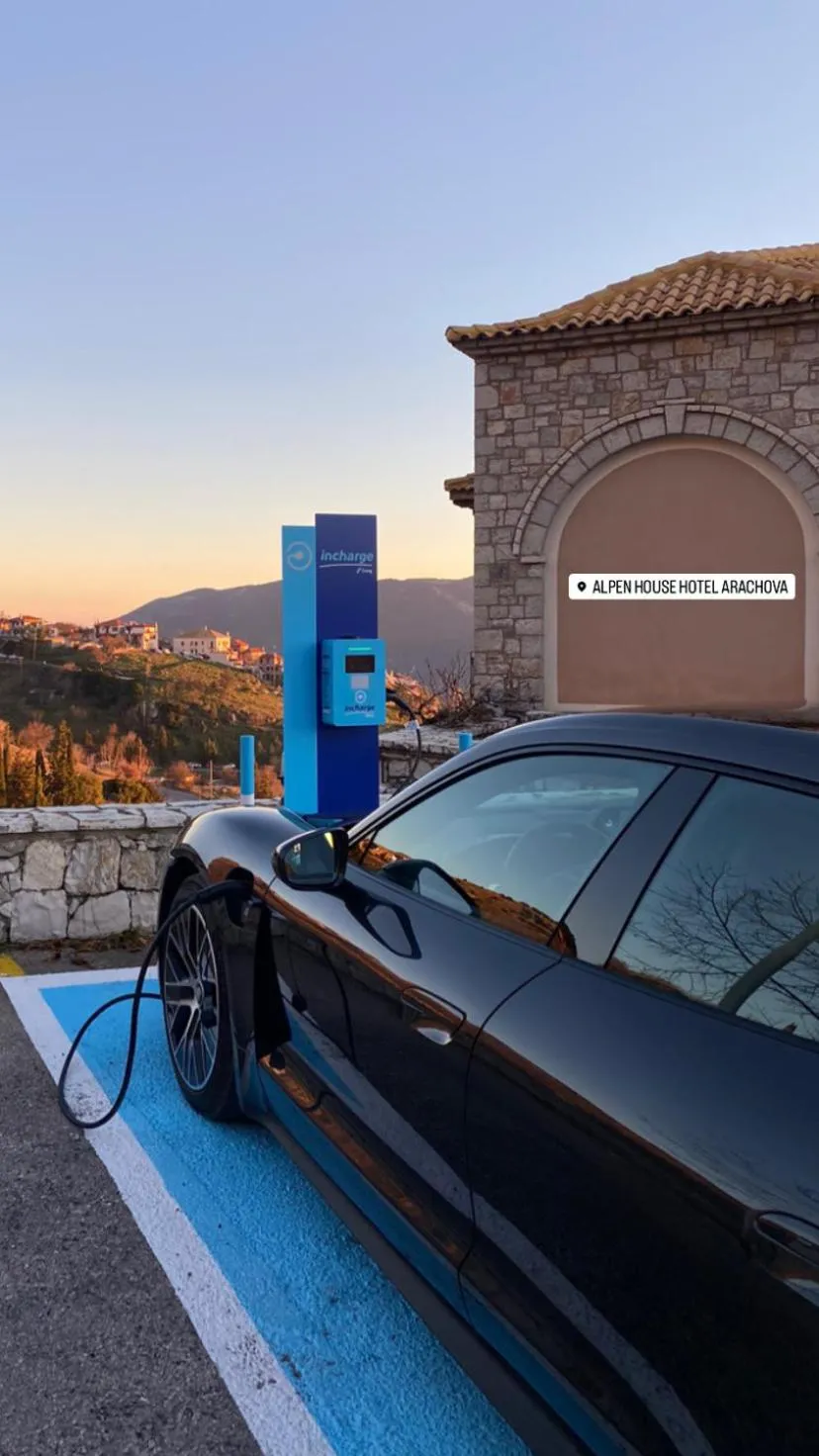 Parking in Alpen House Hotel & Suites