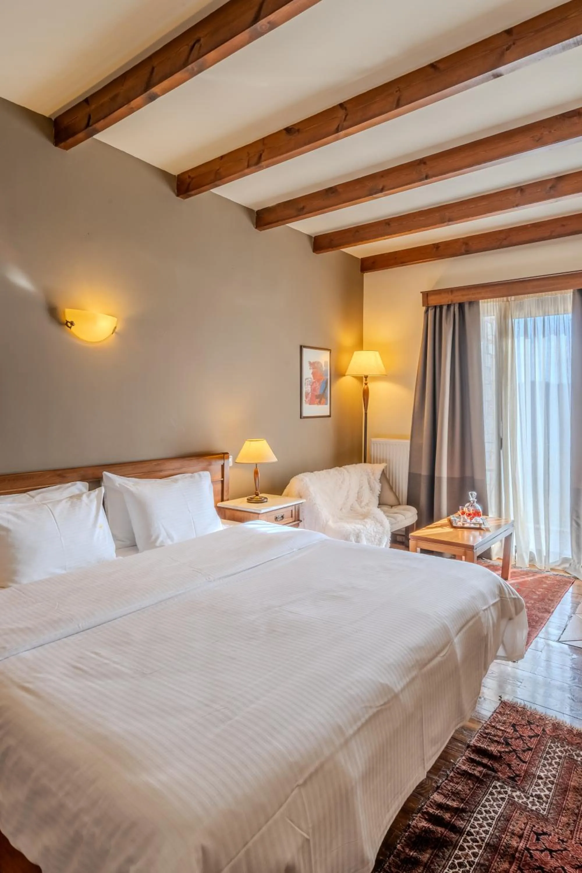 Alpen House Hotel & Suites