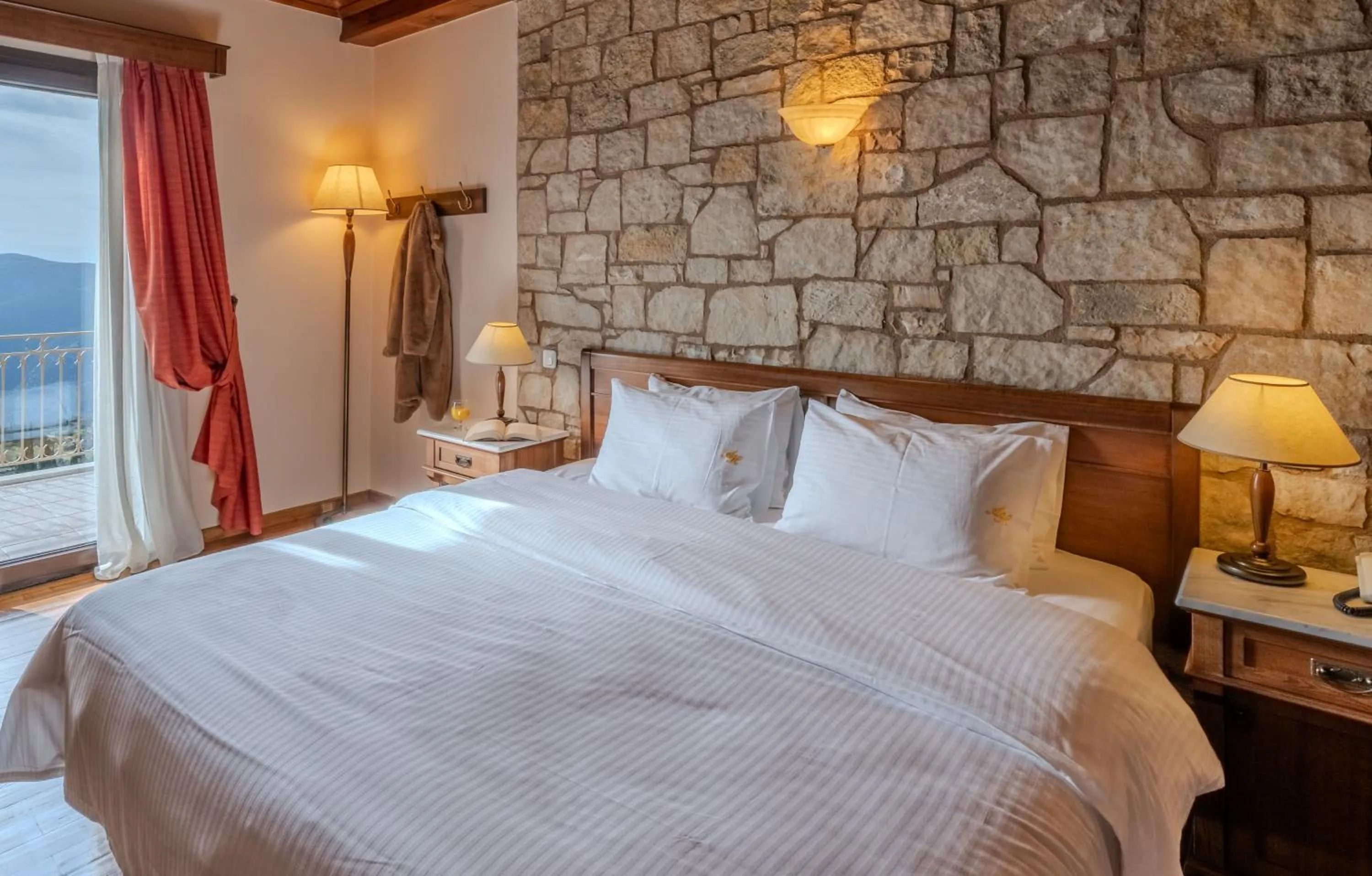 Alpen House Hotel & Suites