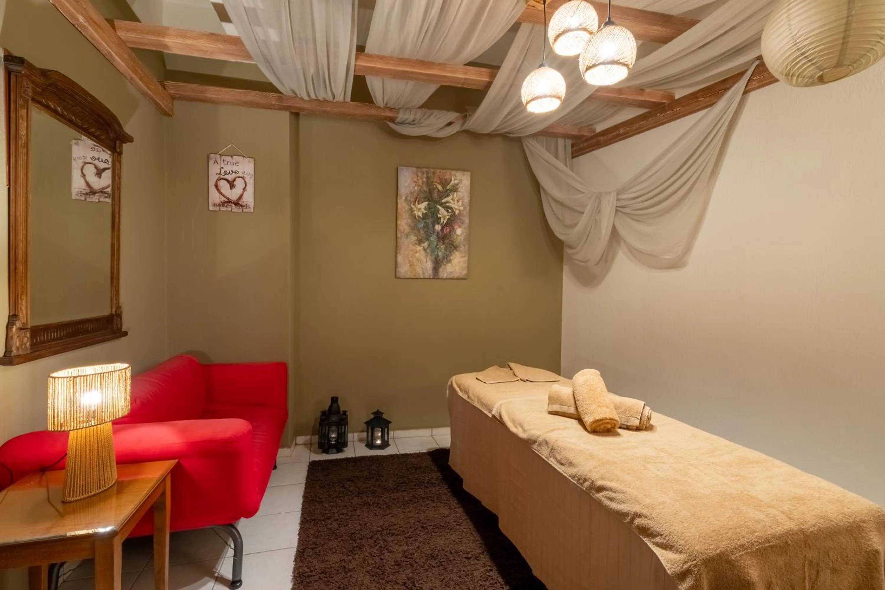 Alpen House Hotel & Suites