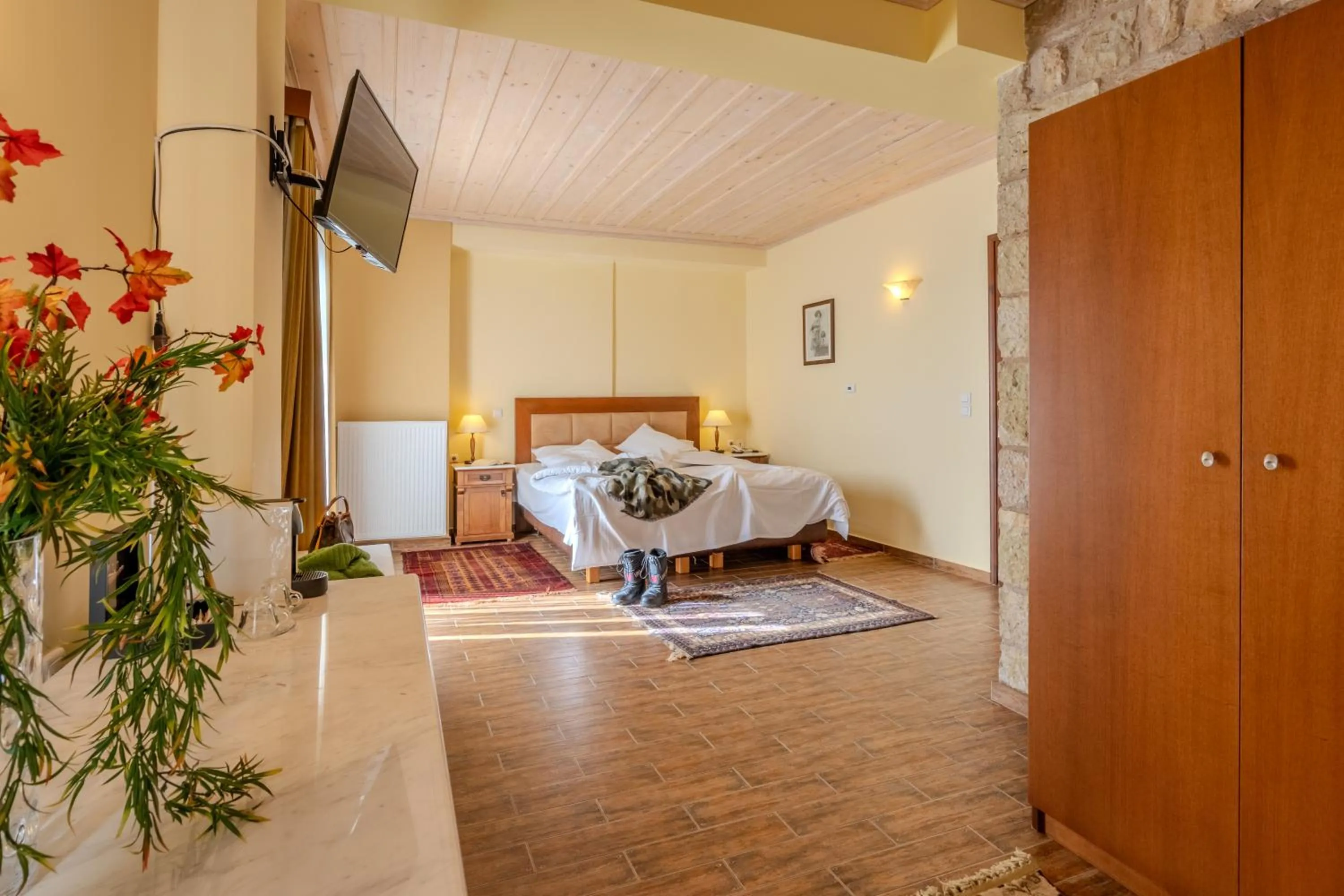 Alpen House Hotel & Suites