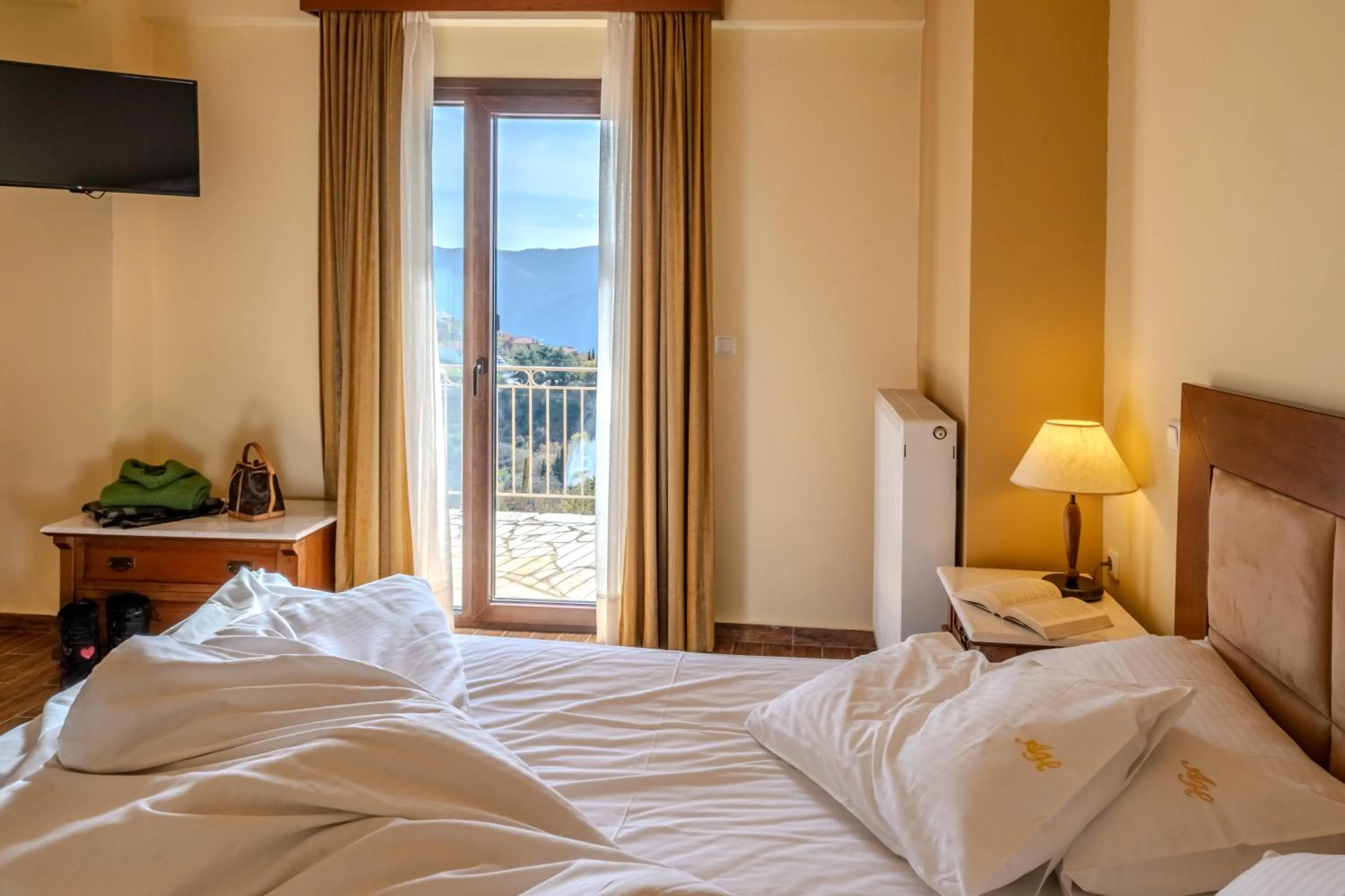 Alpen House Hotel & Suites