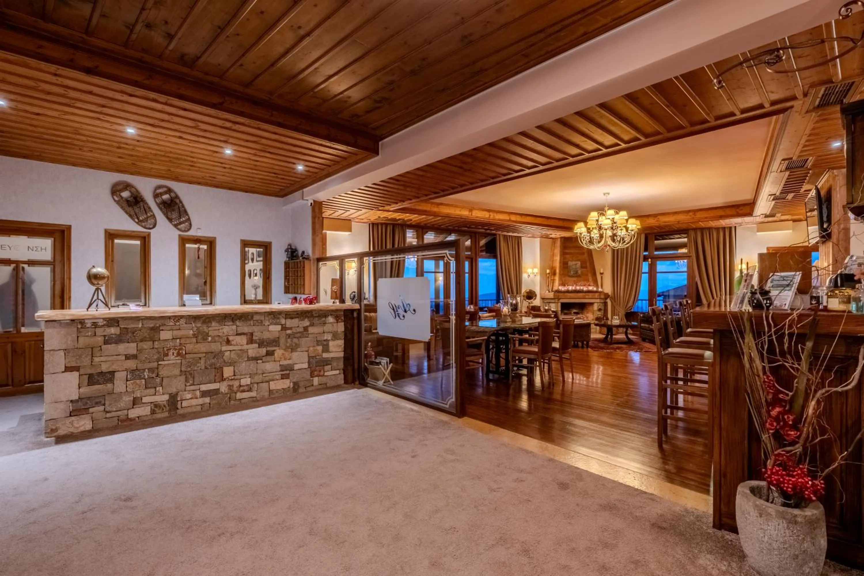 Alpen House Hotel & Suites
