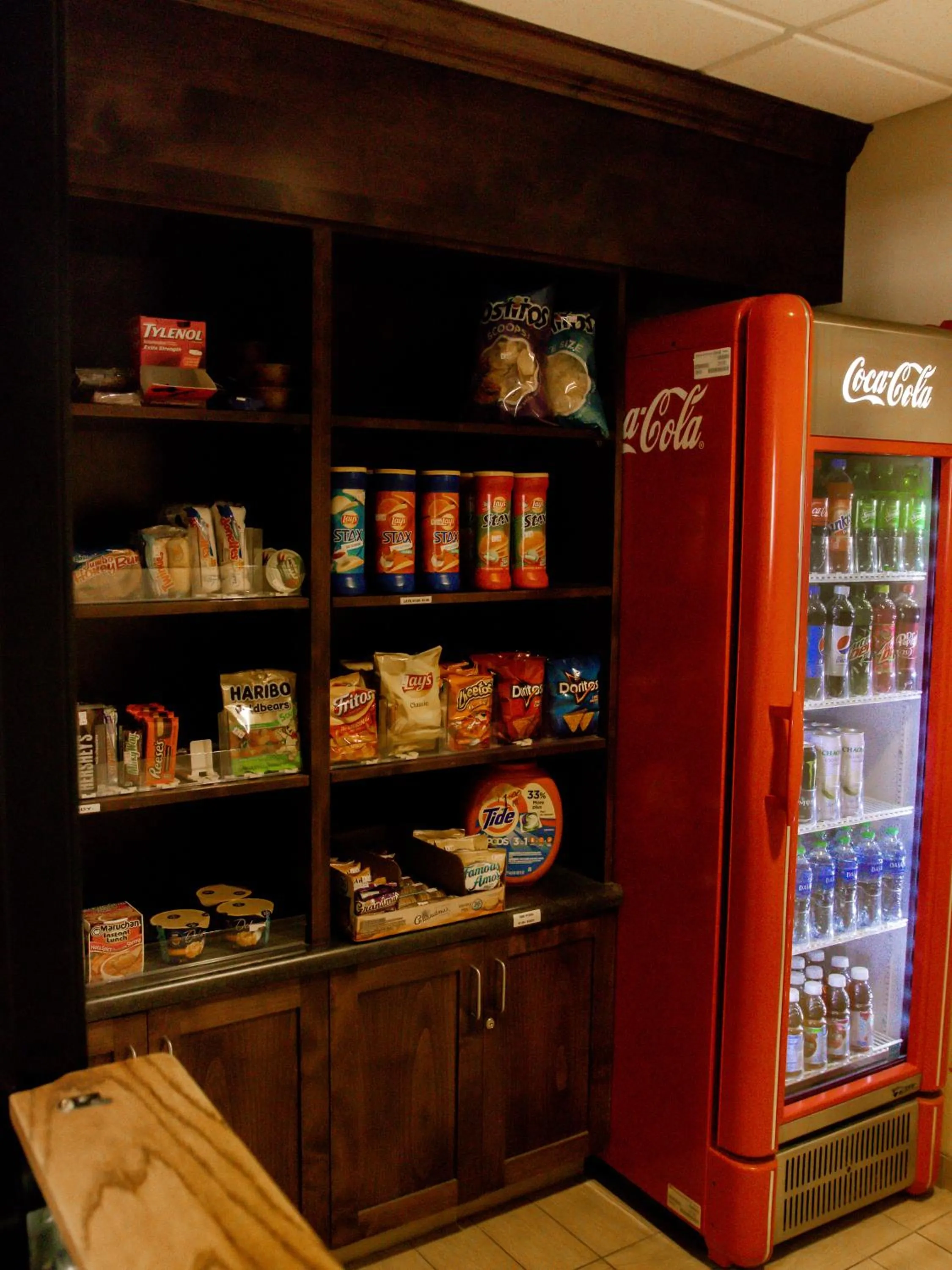 Black Gold Suites Stanley