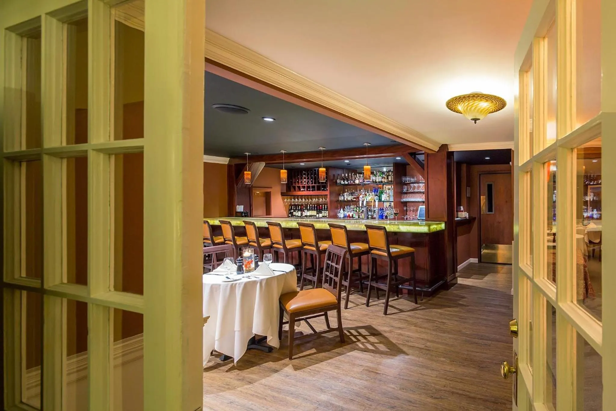 Restaurant/places to eat in The New London Inn