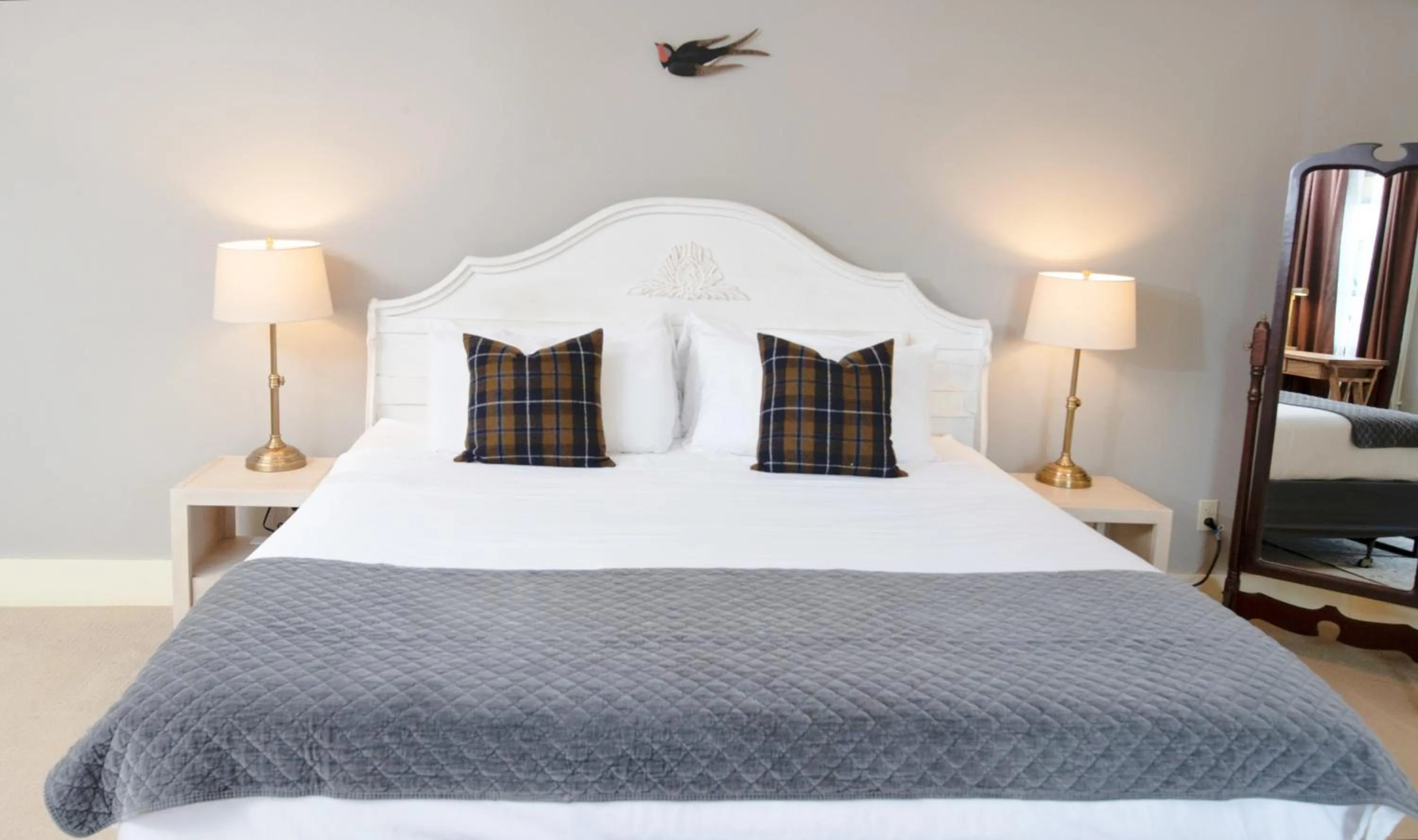 Bedroom, Bed in The New London Inn