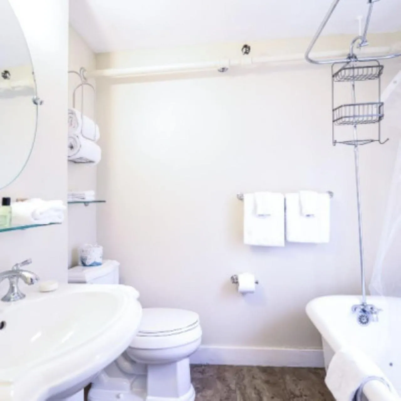 Bathroom in The New London Inn