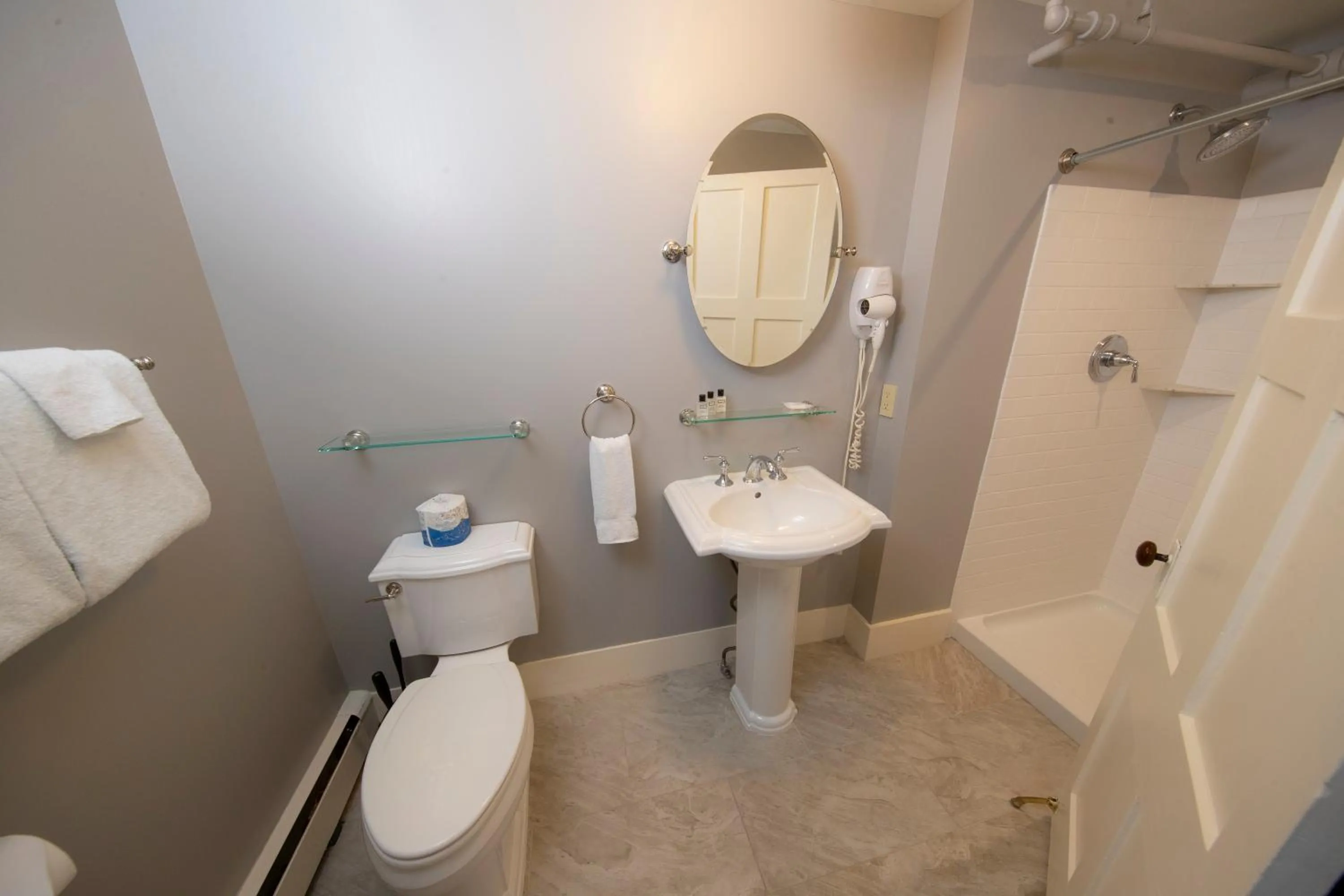 Bathroom in The New London Inn