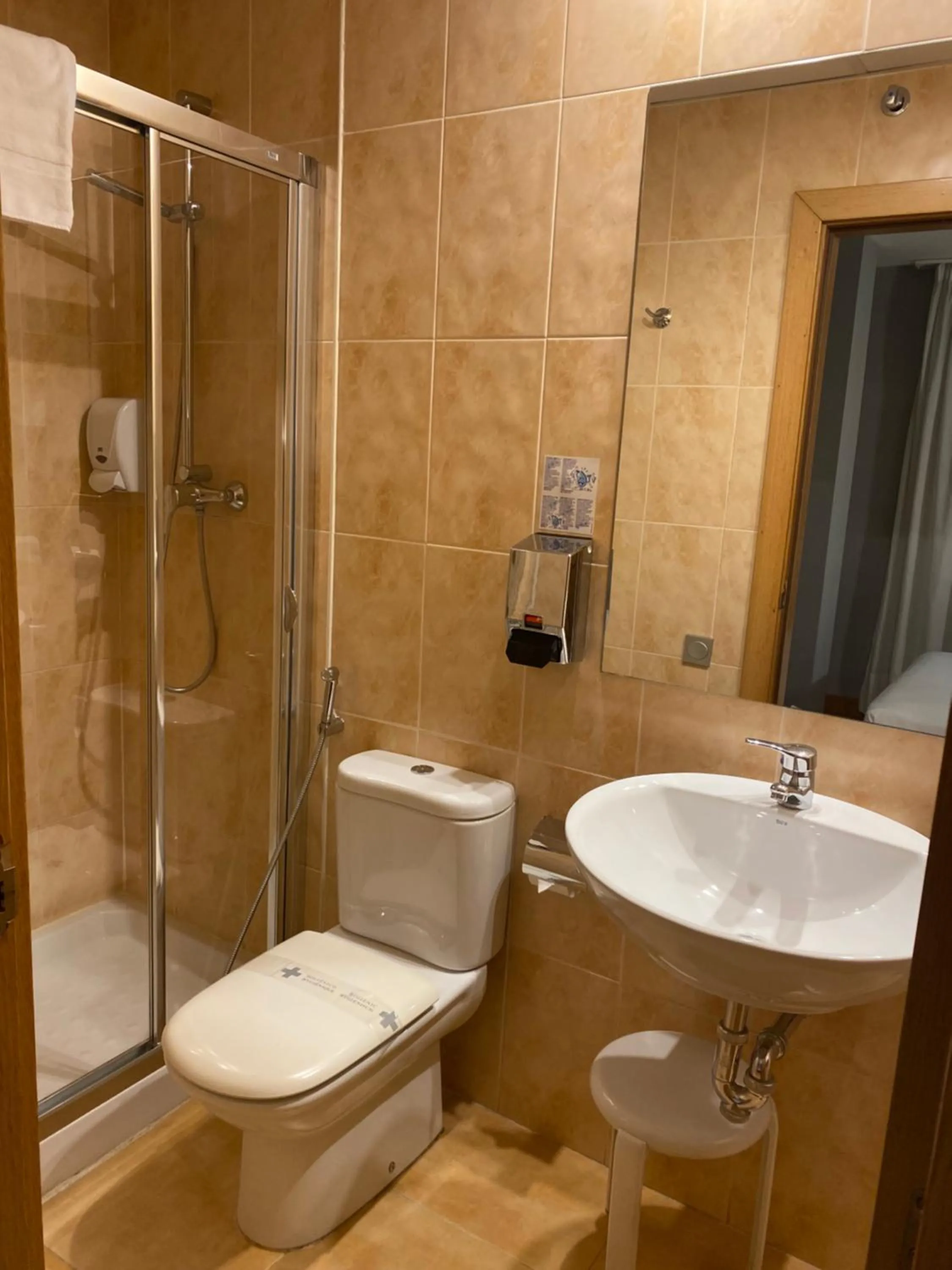 Bathroom in Hotel Villa De Ermua