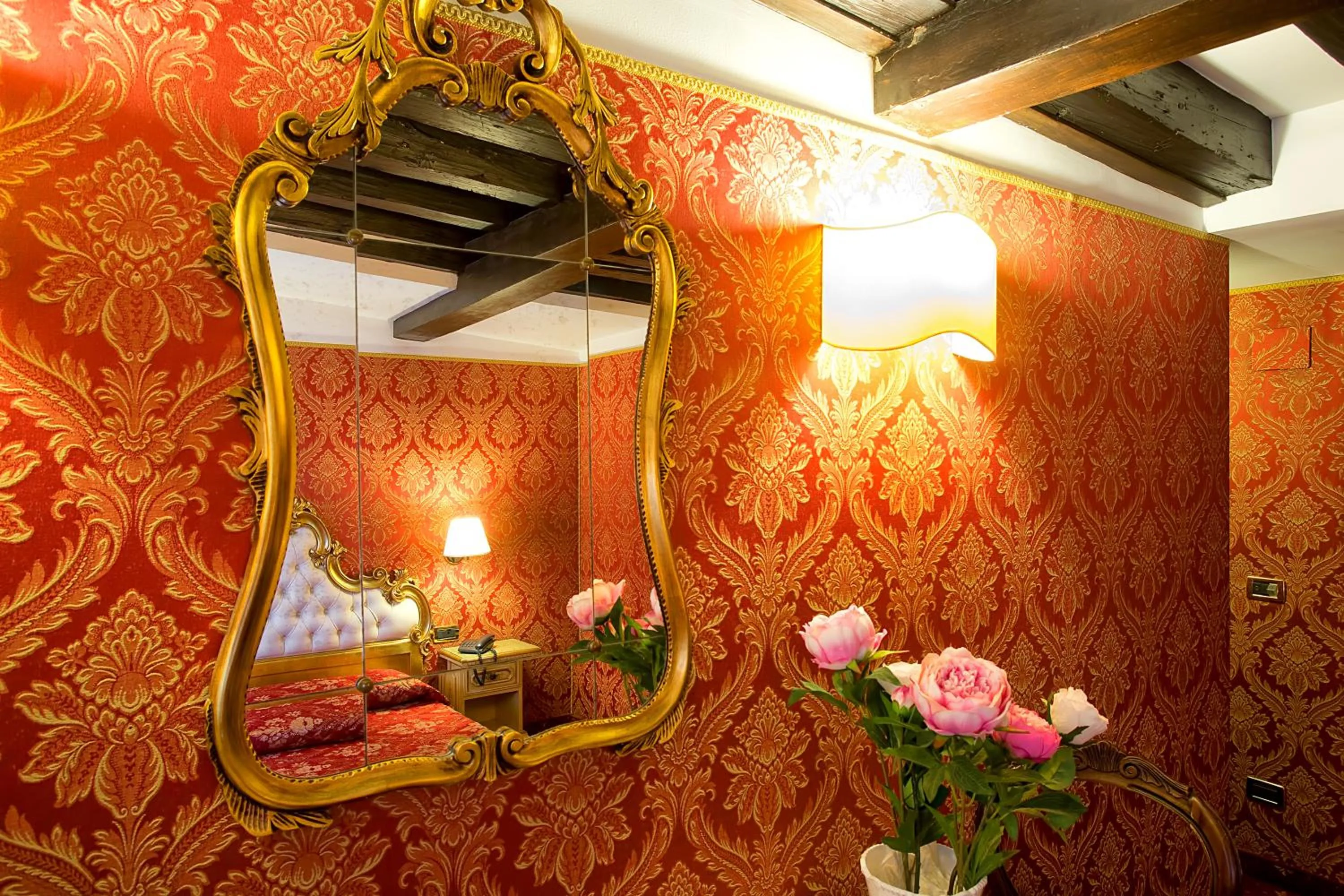 Decorative detail in Ca' Della Loggia