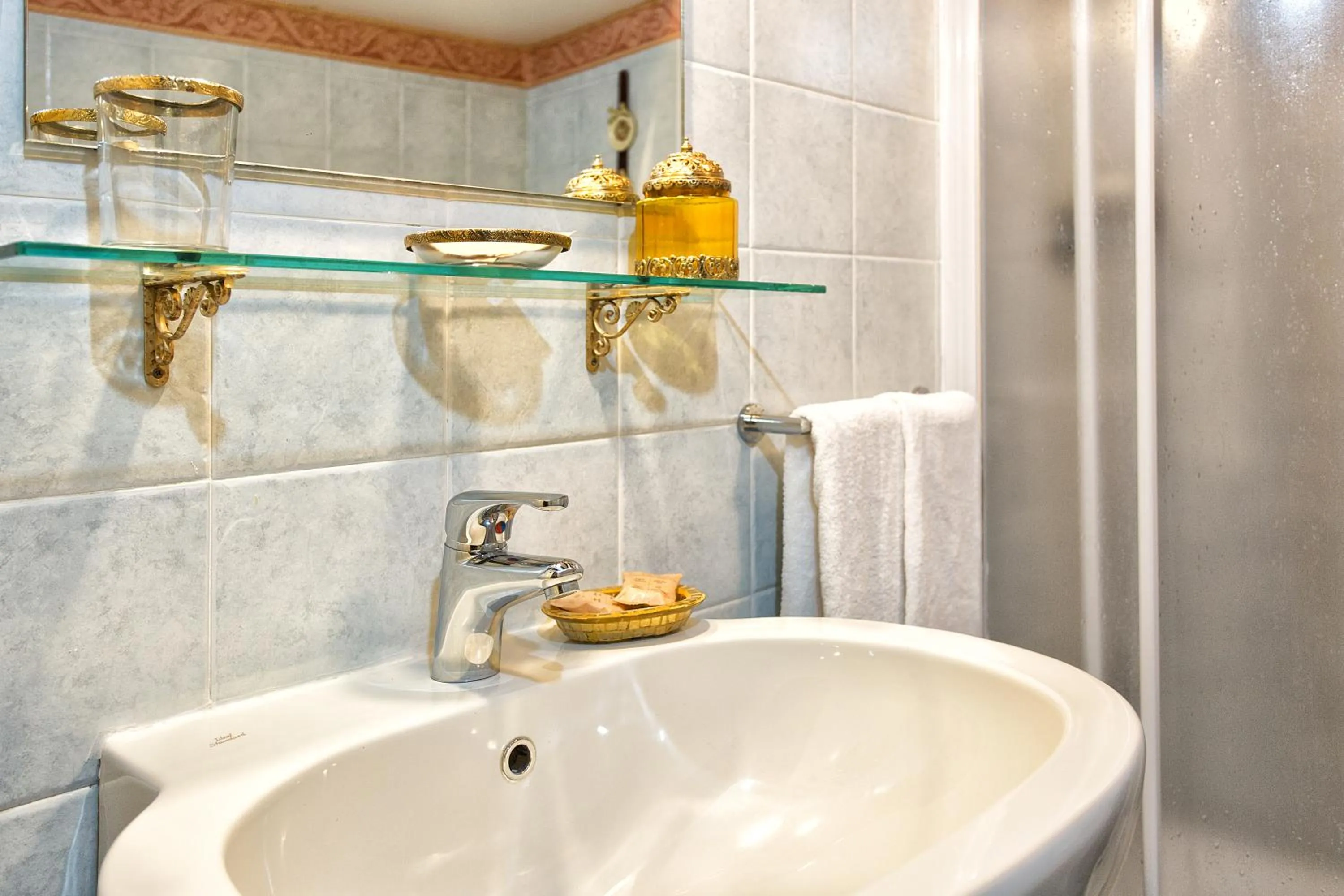 Bathroom in Ca' Della Loggia