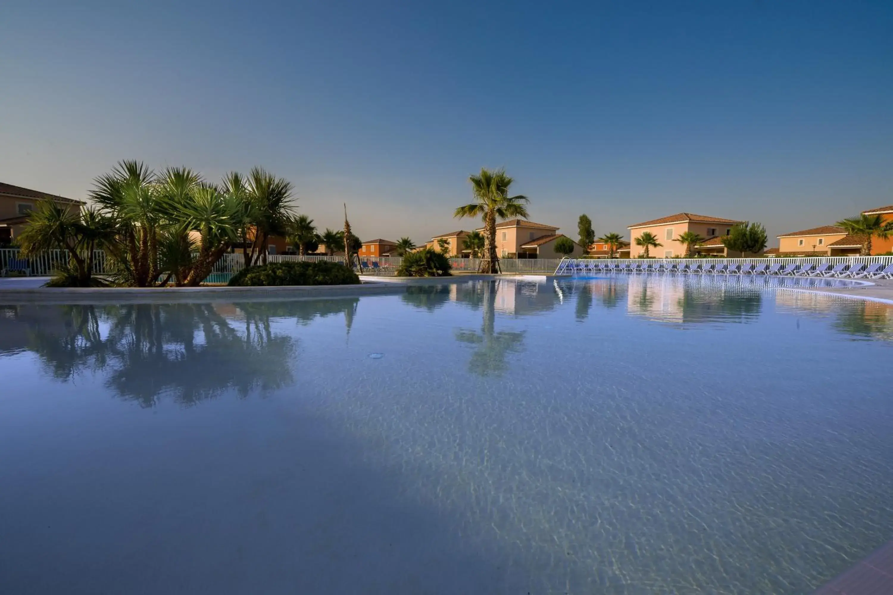 Swimming pool in Le Domaine du Golf*** by Ateya Vacances Swimming pool in Le Domaine du Golf*** by Ateya Vacances