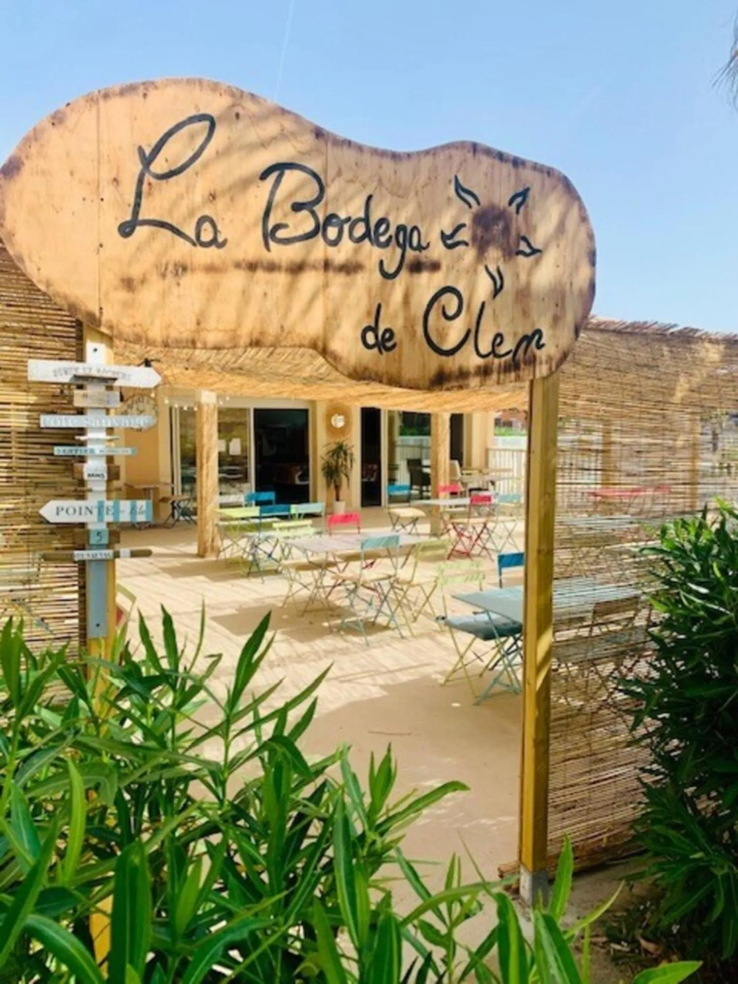 Restaurant/places to eat in Le Domaine du Golf*** by Ateya Vacances