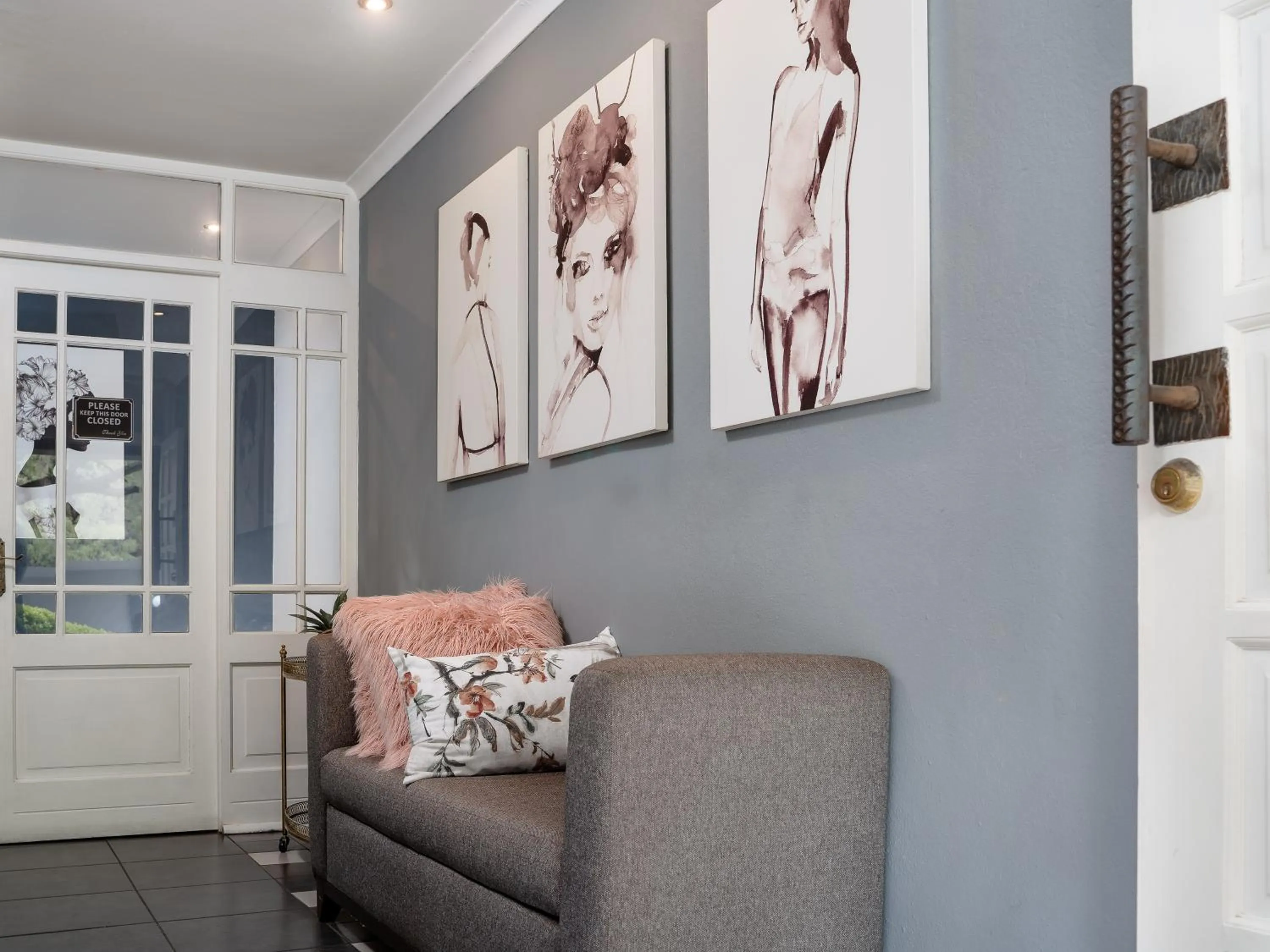 Decorative detail in La Roca Guest House