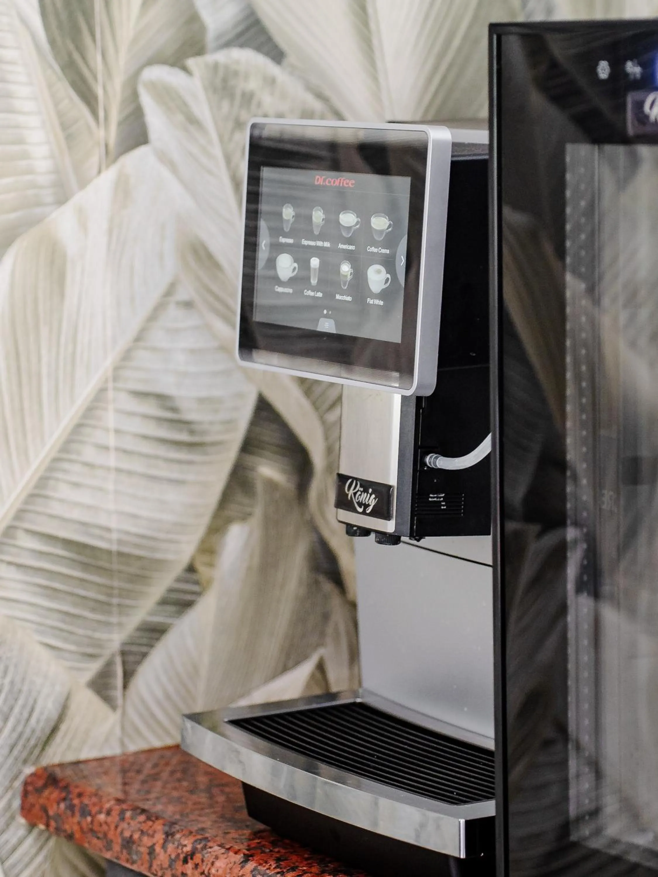 Coffee/tea facilities in La Roca Guest House