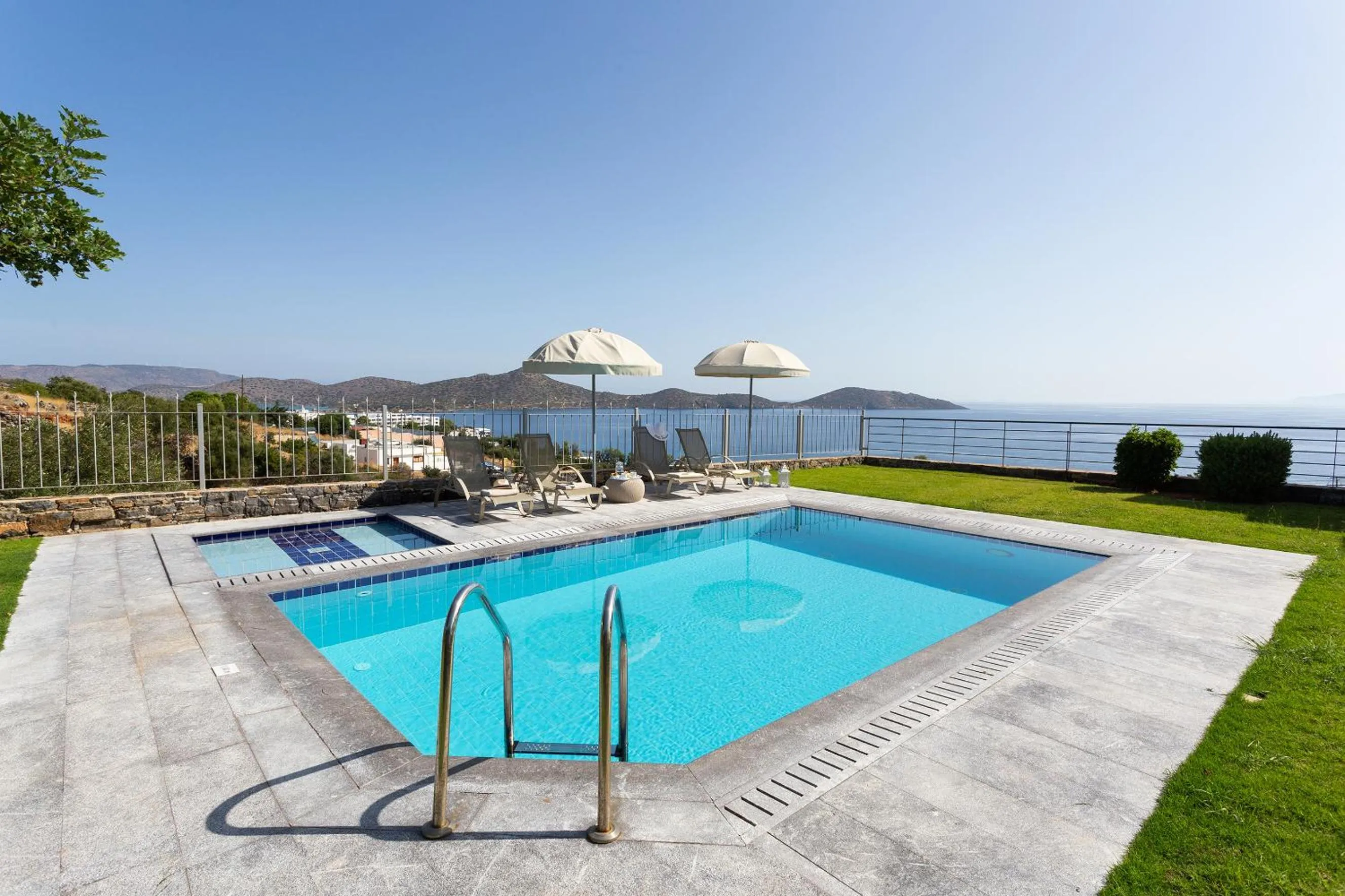 Swimming pool in Elounda Olea Villas And Apartments