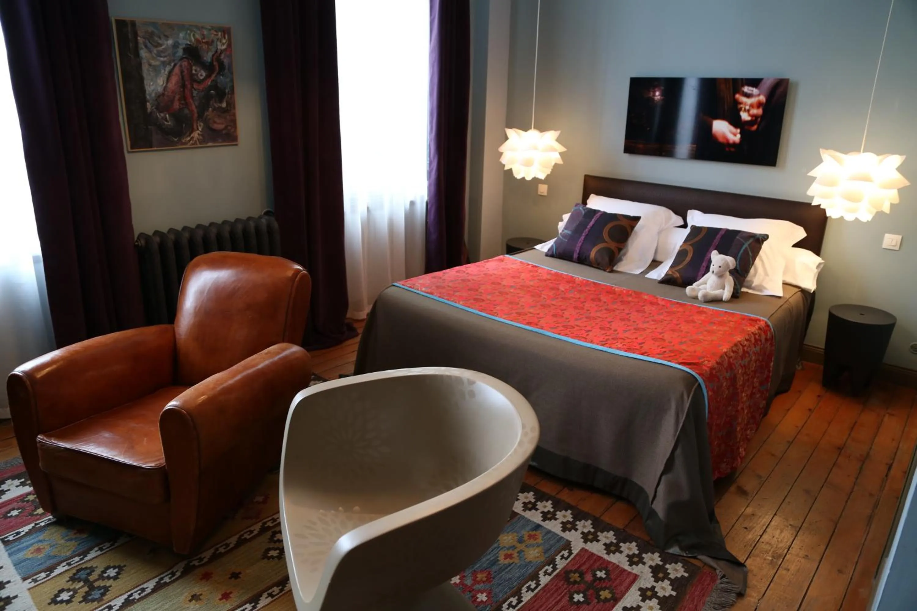 Photo of the whole room, Bed in Le Grand Duc