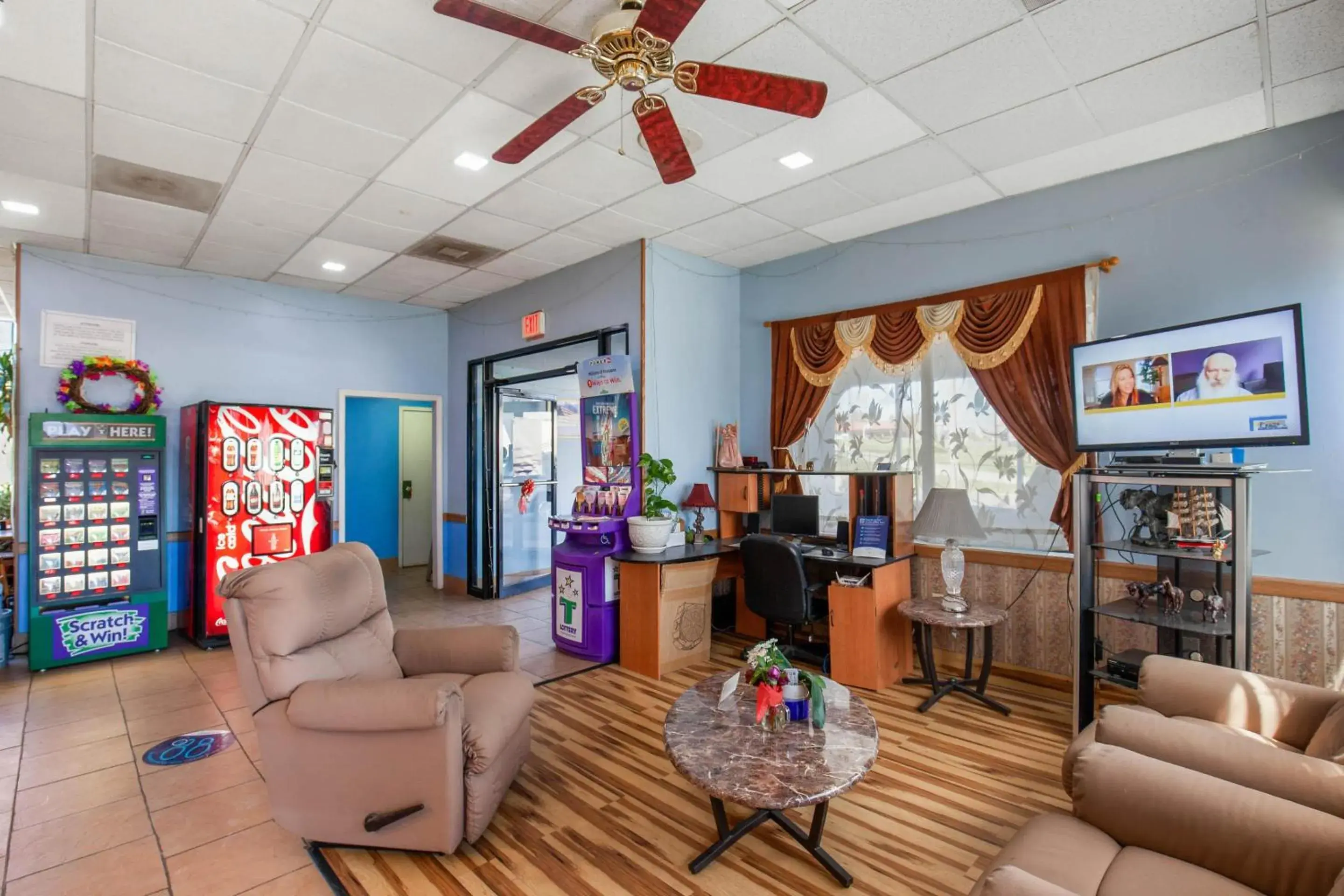 Lobby or reception in Hotel O Columbia Downtown near I-65 Lobby or reception in Hotel O Columbia Downtown near I-65