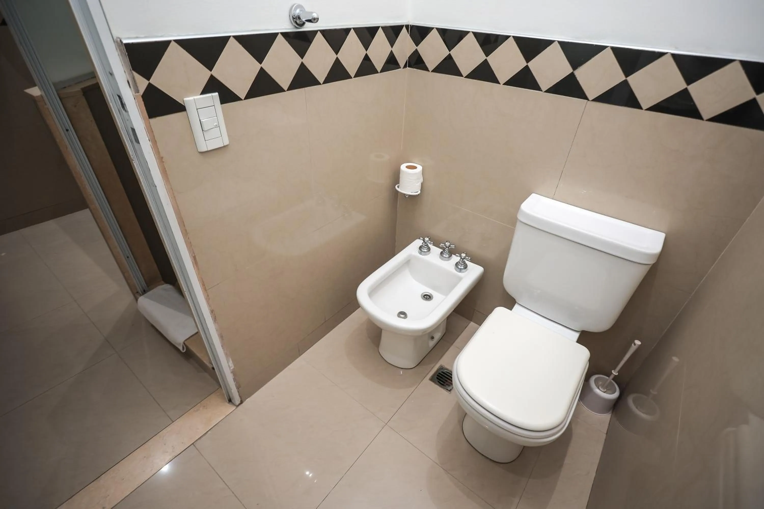 Bathroom in Hotel A&B Internacional