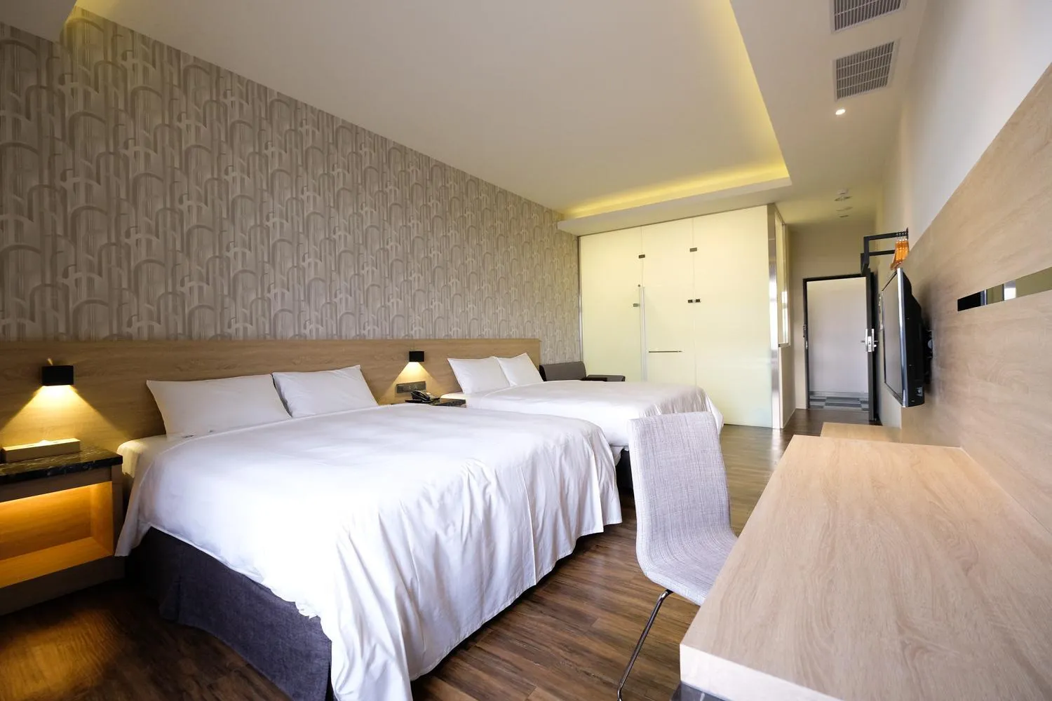 Bed in Yu Chun Hotel