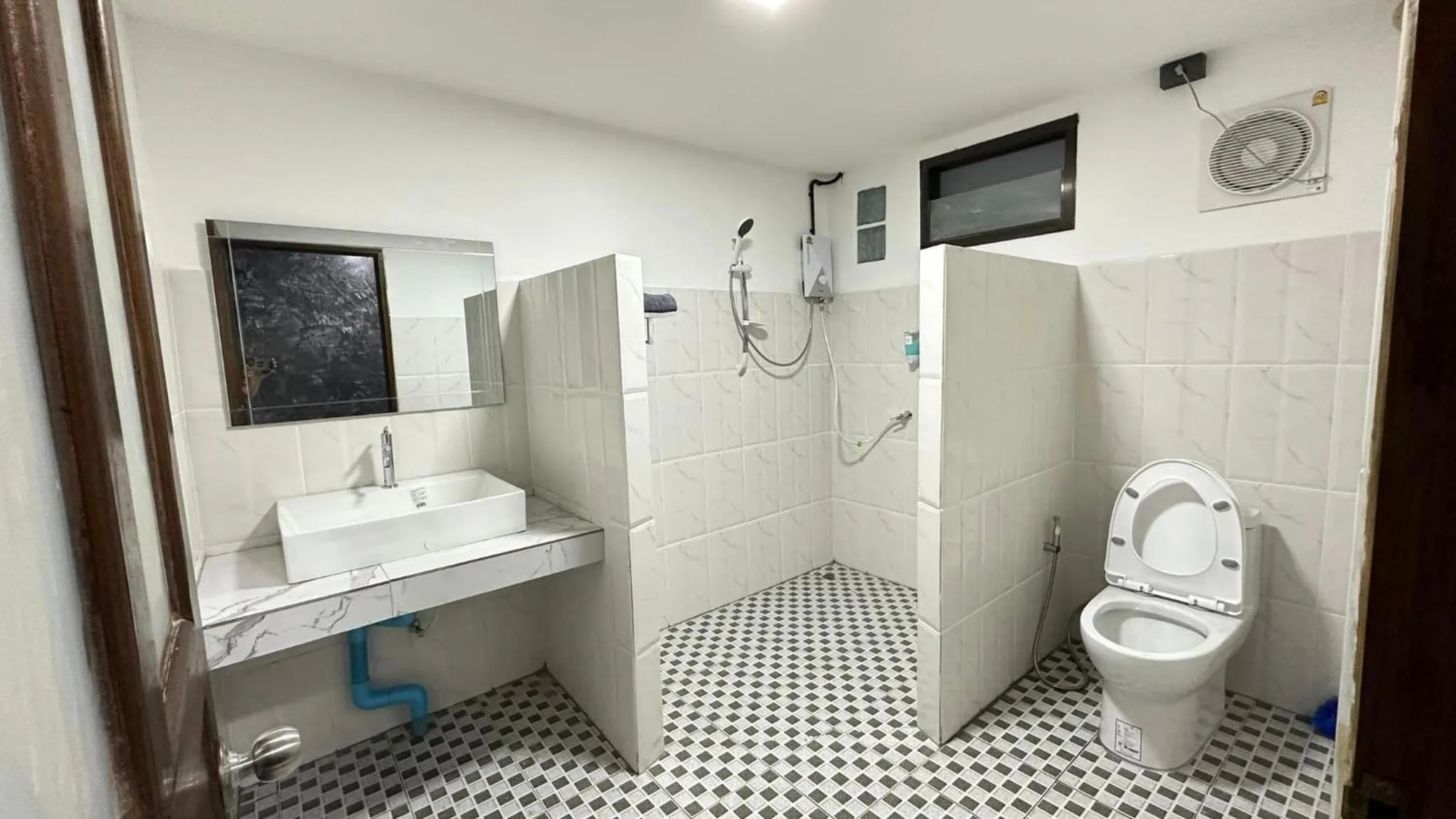 บ้านภทรพรรณ ขุนยวม แม่ฮ่องสอน PATARAPHAN HOUSE, Khunyuam, Maehongson, Thailand