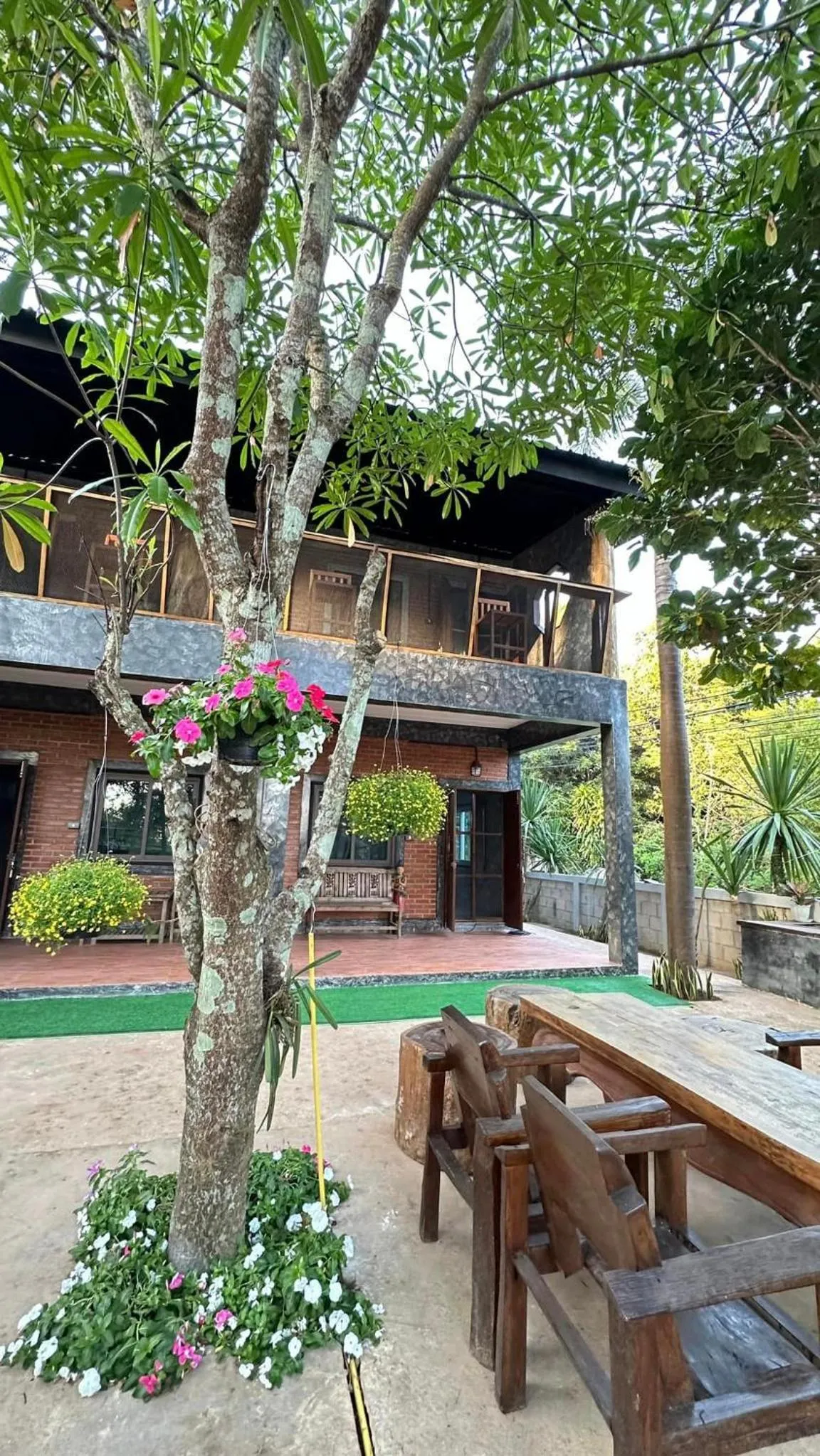 บ้านภทรพรรณ ขุนยวม แม่ฮ่องสอน PATARAPHAN HOUSE, Khunyuam, Maehongson, Thailand