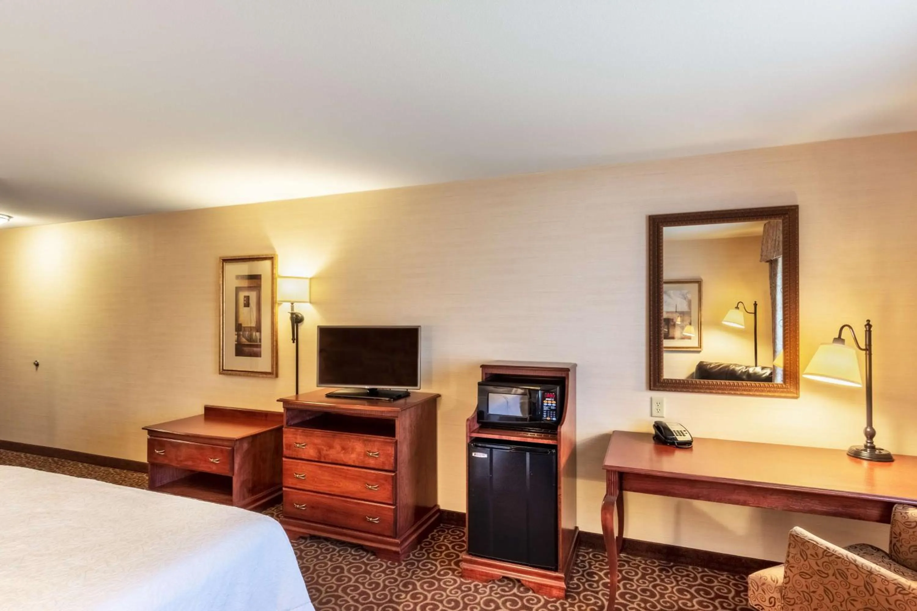 Bedroom, Bed in Hampton Inn Rawlins