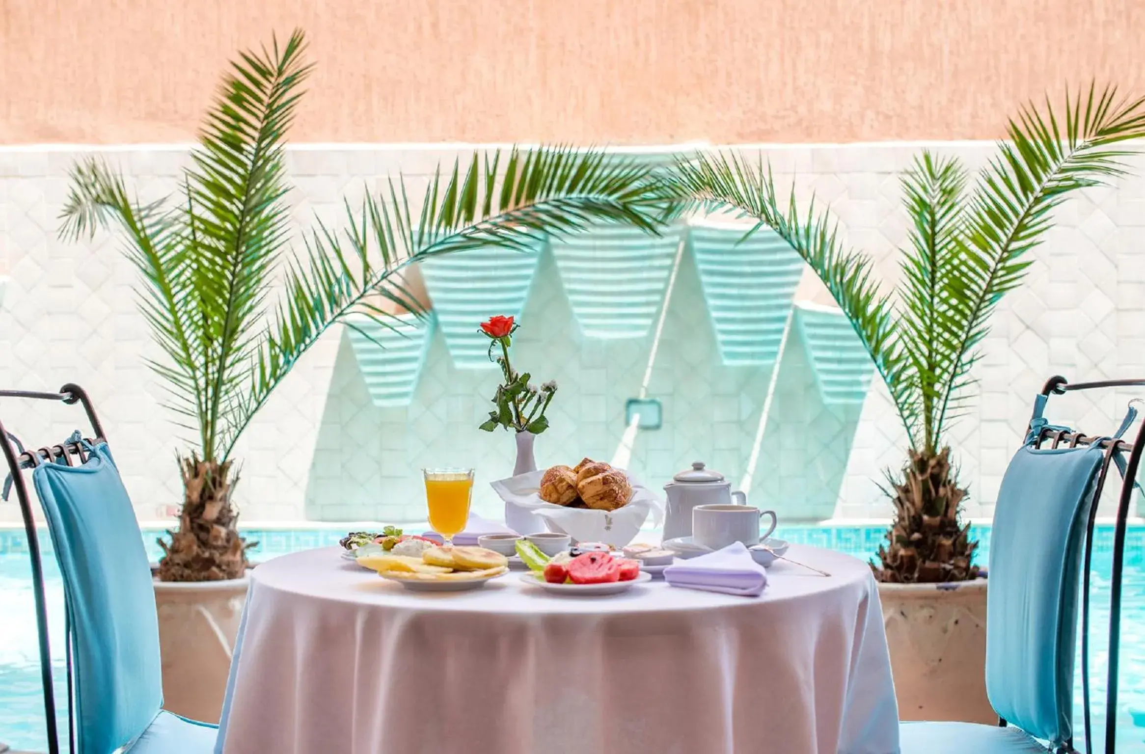 Buffet breakfast in Hotel Les Trois Palmiers