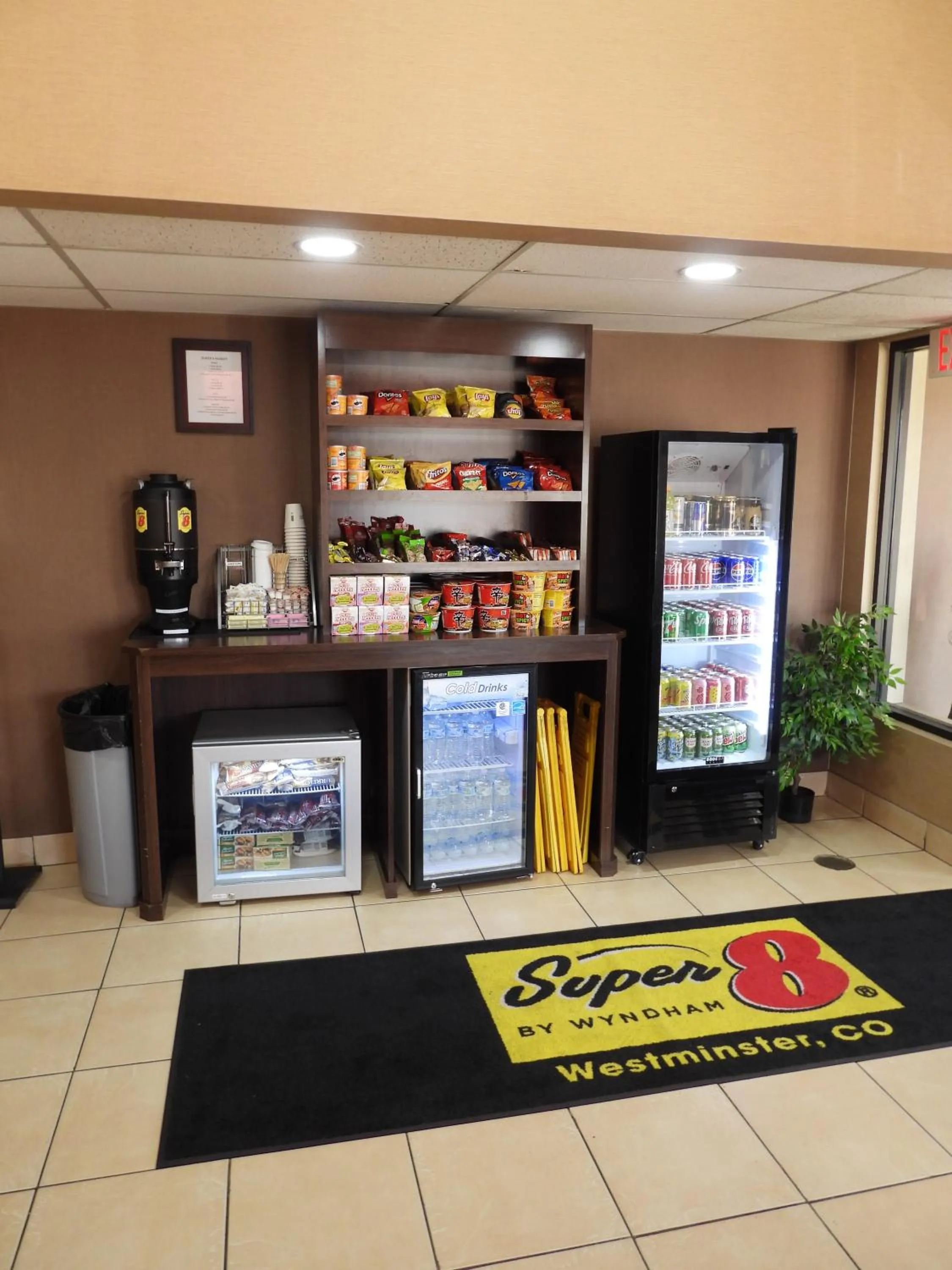 Food and drinks in Super 8 by Wyndham Westminster Denver North